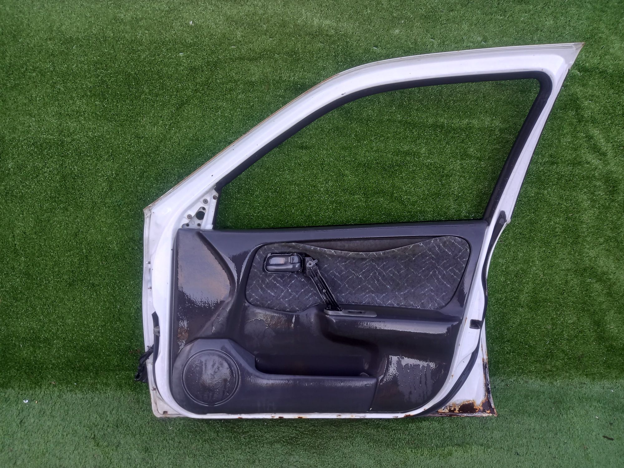 1995 дверь F/R на NISSAN PRIMERA P11, 5000 рублей, Невинномысск