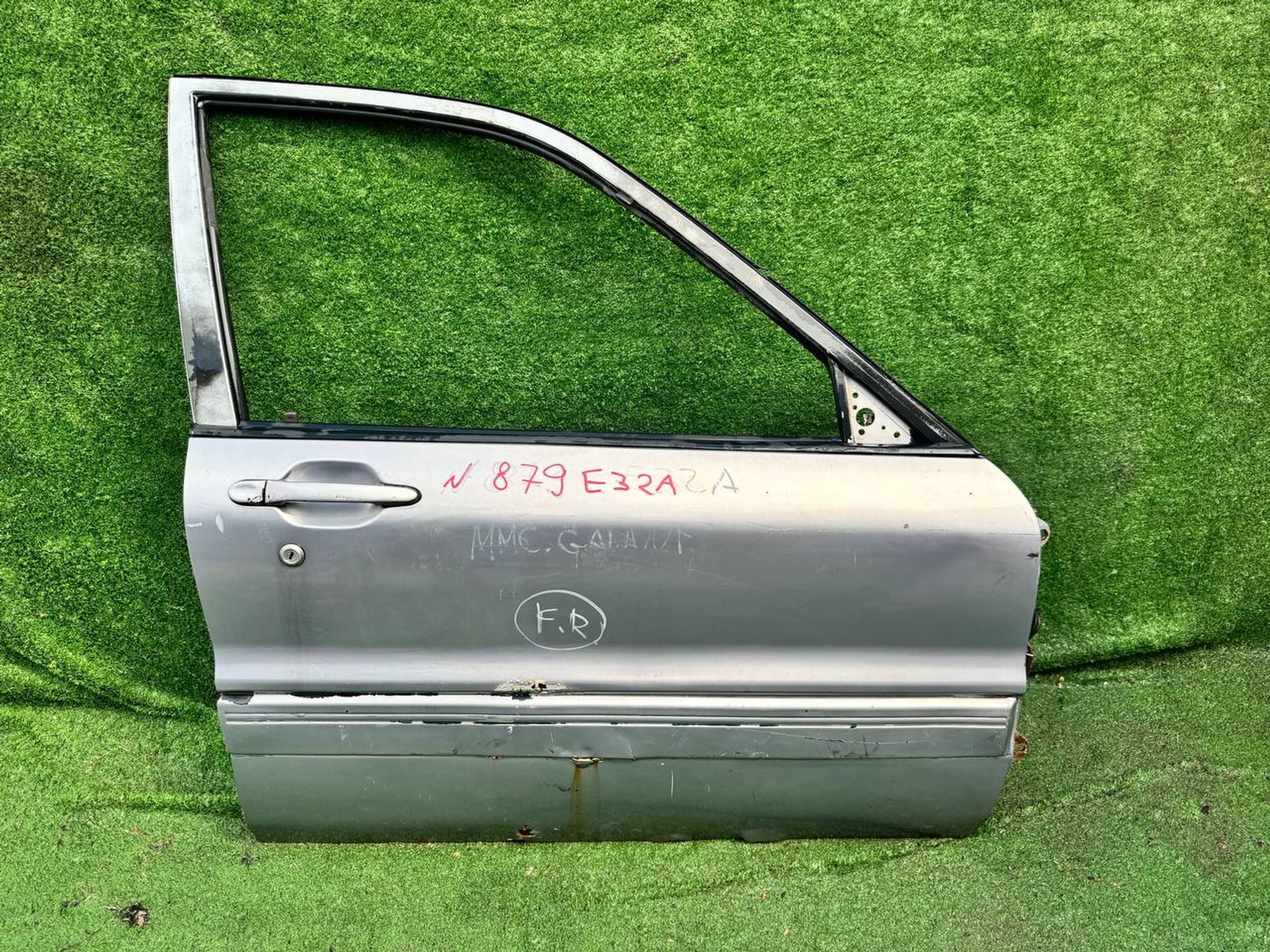 879 дверь на MITSUBISHI GALANT E32A, 5500 рублей, Невинномысск