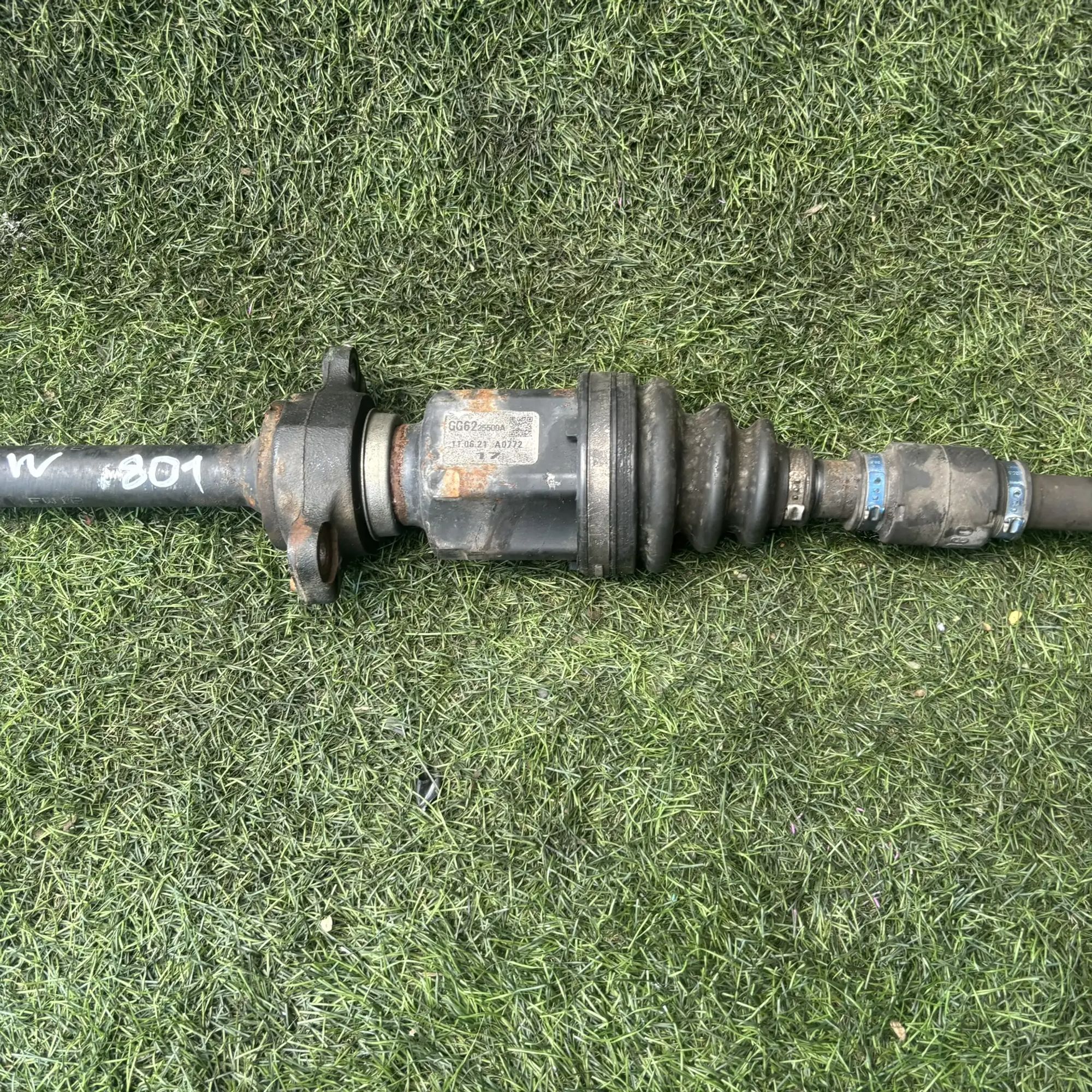 https://ycs.partsauto.market/partsauto-images/thmbs/userImages/772e461030aea93f4dbb6447c0f924d3/part/55e166b4-2a87-443e-96c9-02ec75ec62de_1776850799148.jpg