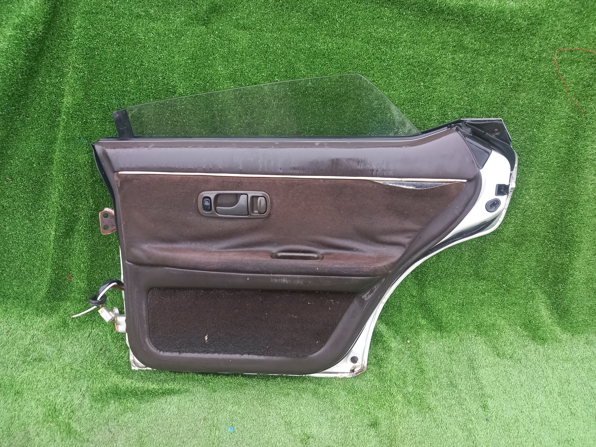 1681 дверь на NISSAN LAUREL SC33, 11500 рублей, Невинномысск