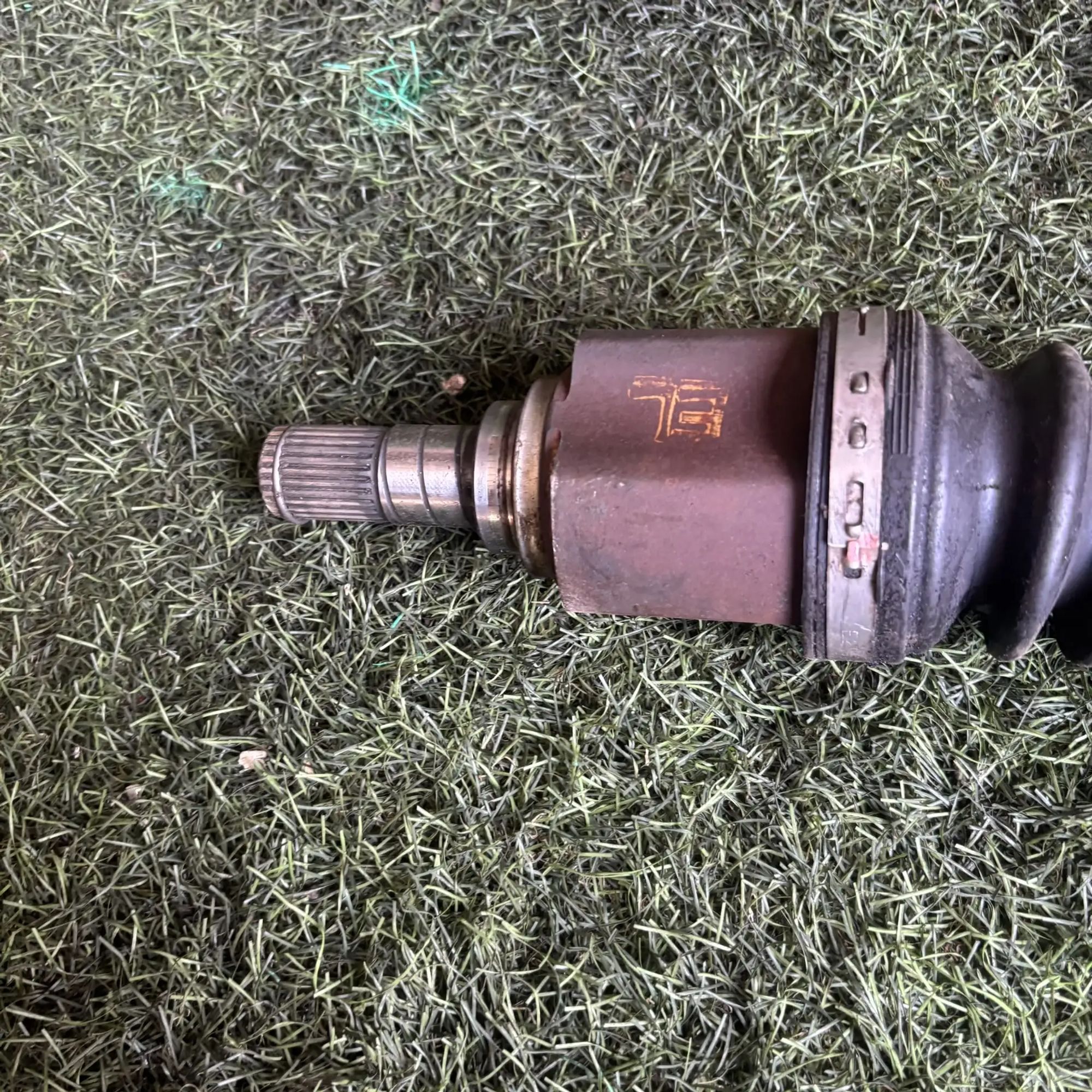 https://ycs.partsauto.market/partsauto-images/thmbs/userImages/772e461030aea93f4dbb6447c0f924d3/part/56515771-6945-4892-8b01-6f711e7bdbf2_1777100153669.jpg