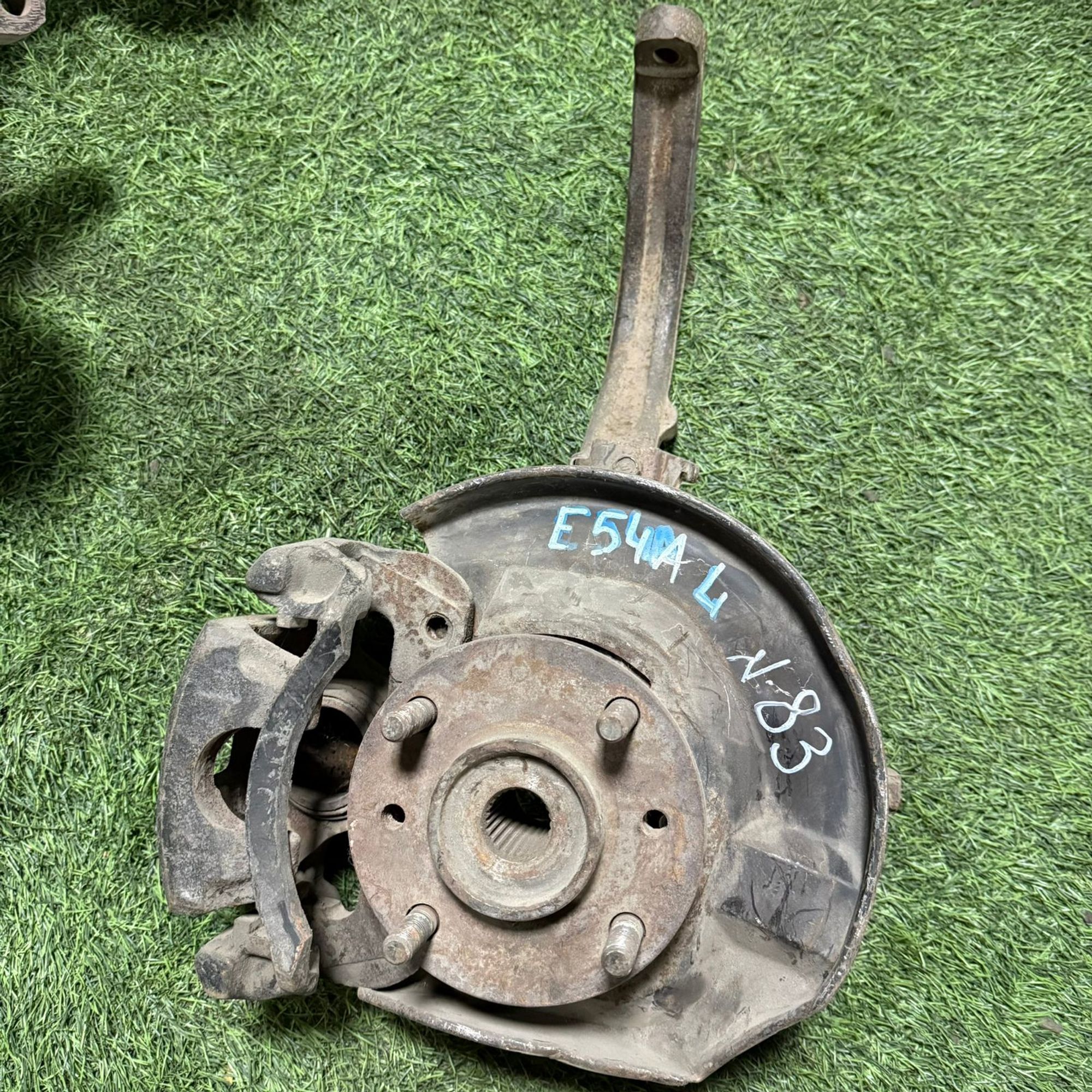 83 Ступица передняя левая MITSUBISHI GALANT E54A, 4500 рублей, Невинномысск