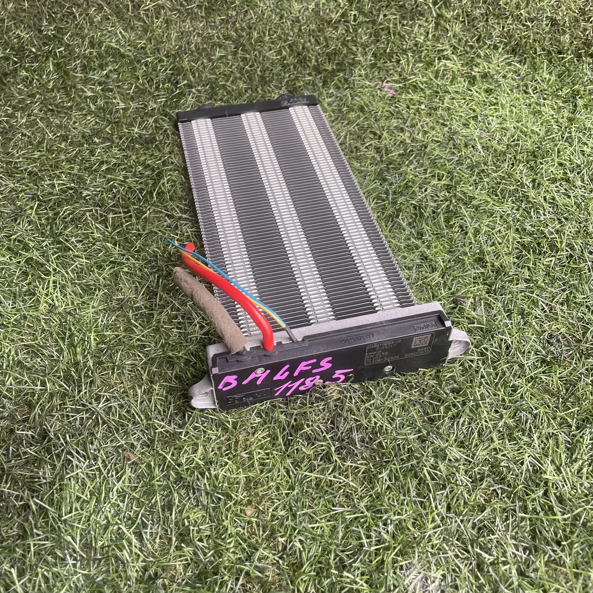 https://ycs.partsauto.market/partsauto-images/thmbs/userImages/772e461030aea93f4dbb6447c0f924d3/part/56e35993-7e17-479d-9eac-de85ee435385_1776691838254.jpg