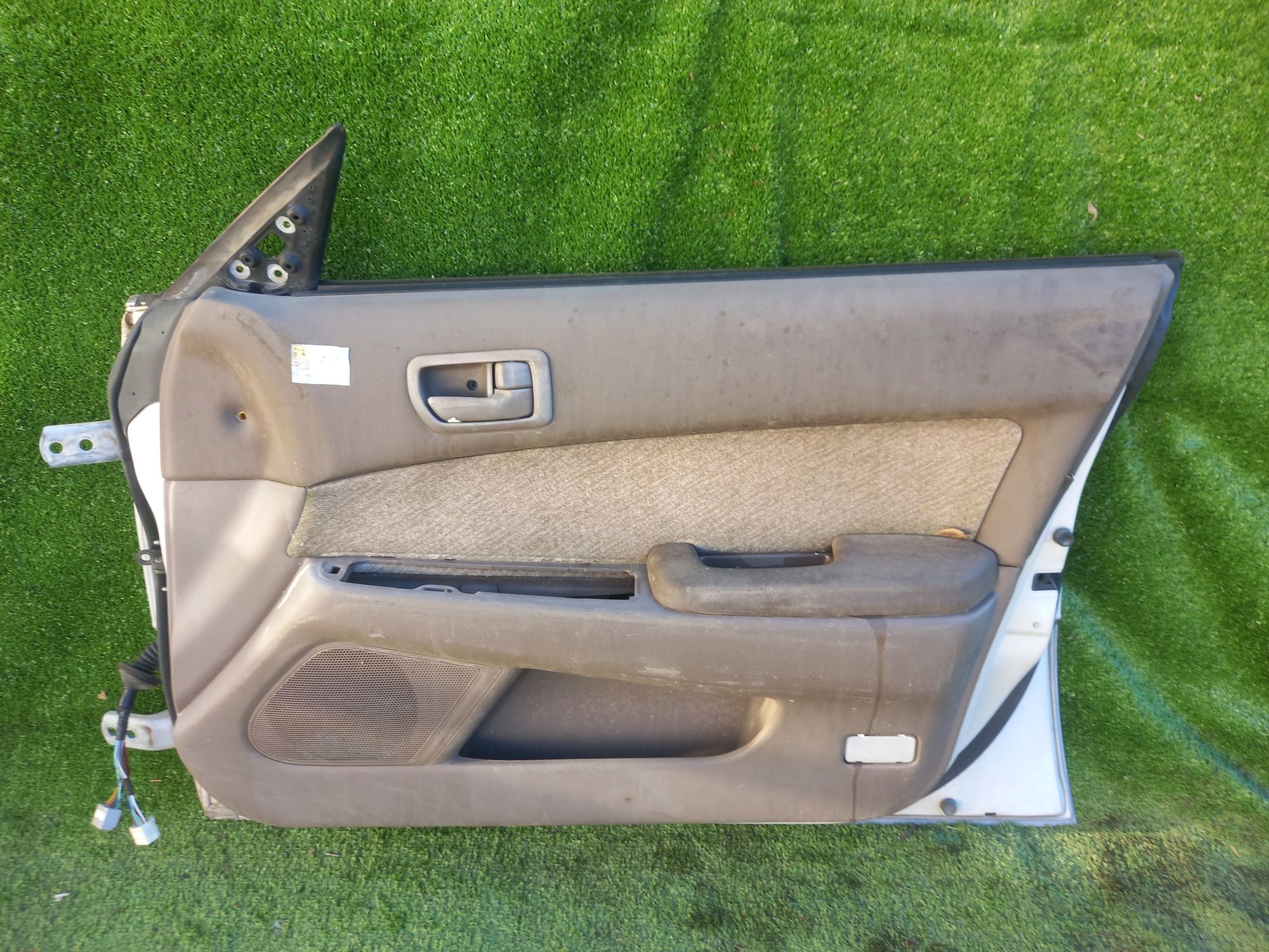 1719 дверь передняя правая на TOYOTA VISTA SV40, 5000 рублей, Невинномысск