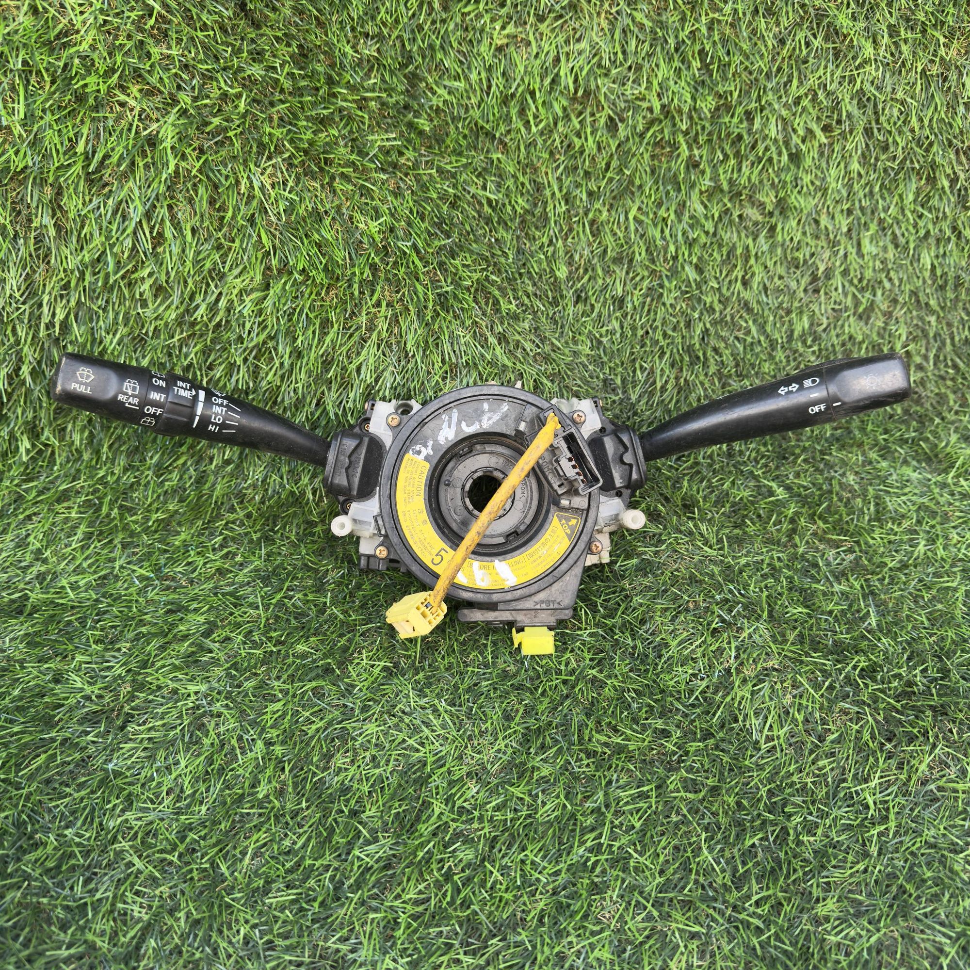 169 Подрулевой переключатель света и дворников Toytoa Gaia, 3500 рублей, Невинномысск