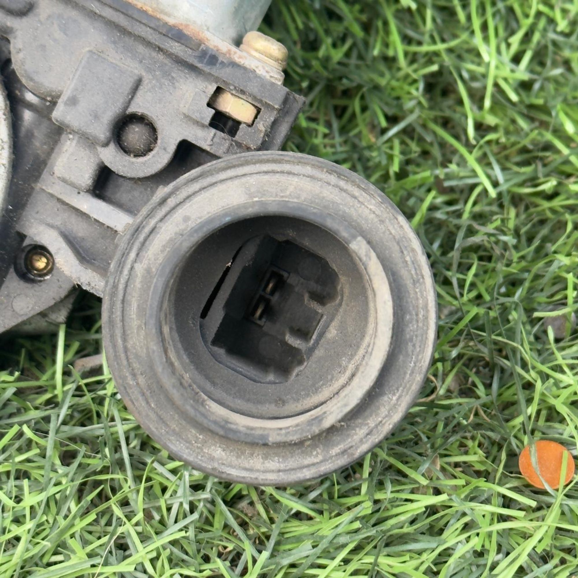 163 Стеклоподъемник передней левой двери DAIHATSU YRV M201G, 3000 рублей, Невинномысск