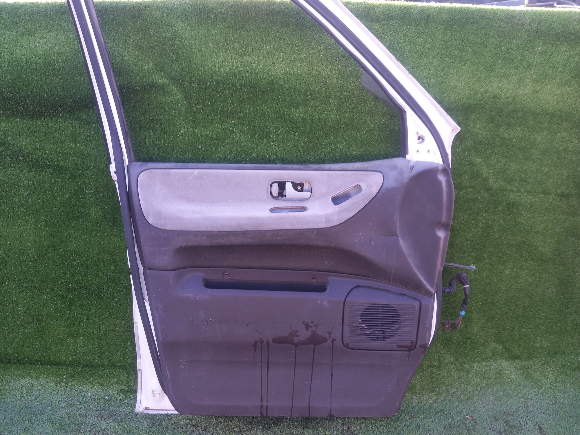 1472 дверь на NISSAN LARGO W30, 9000 рублей, Невинномысск