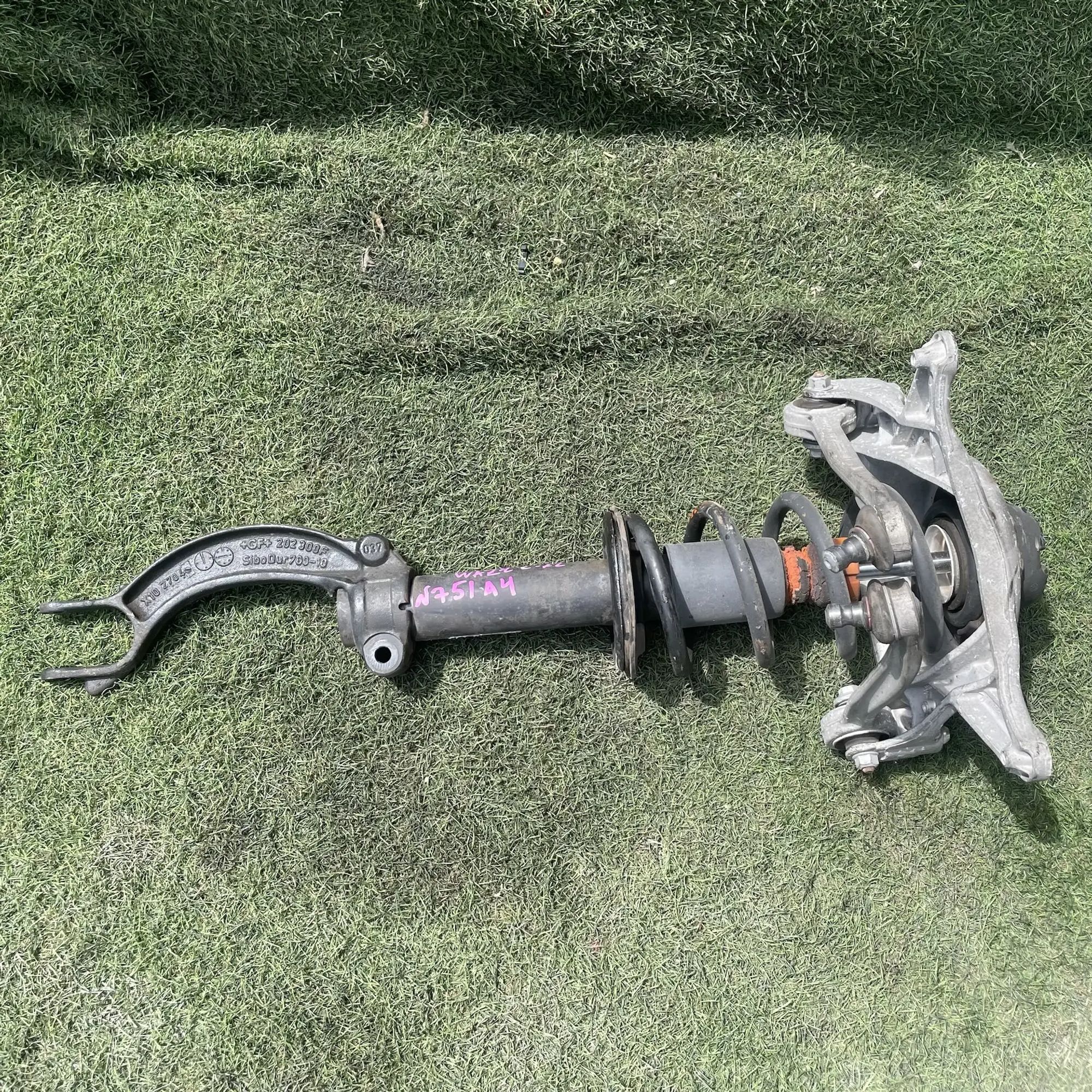 https://ycs.partsauto.market/partsauto-images/thmbs/userImages/772e461030aea93f4dbb6447c0f924d3/part/57d28691-2c8b-4a25-805f-34c8583d7759_1779168642277.jpg