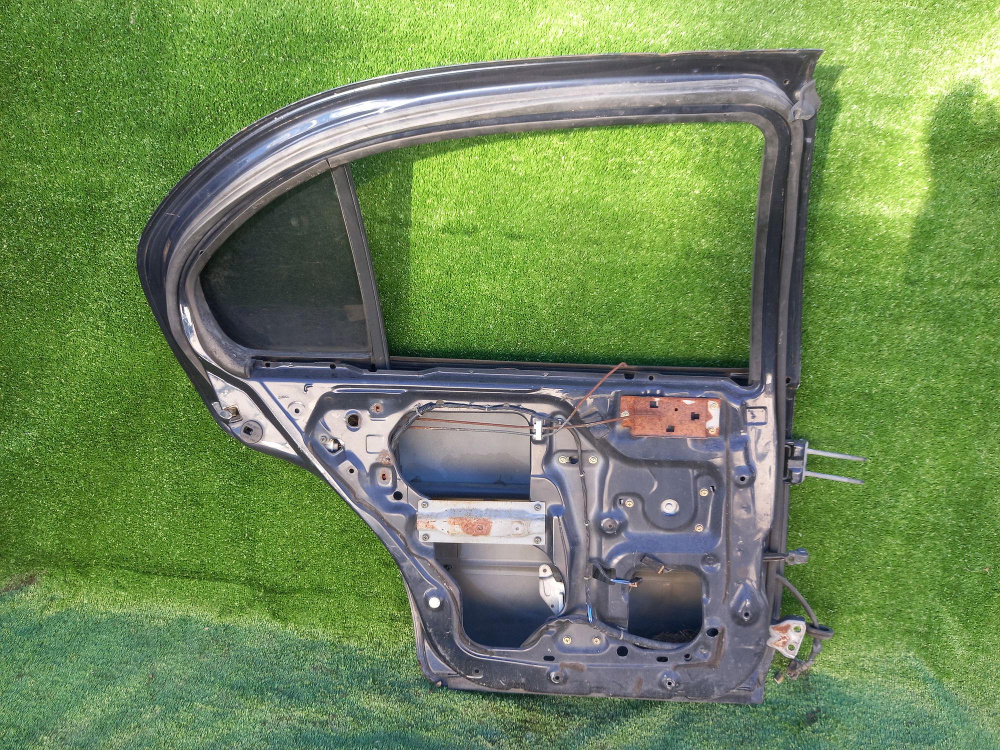 1064 дверь на NISSAN CEFIRO A32, 6000 рублей, Невинномысск