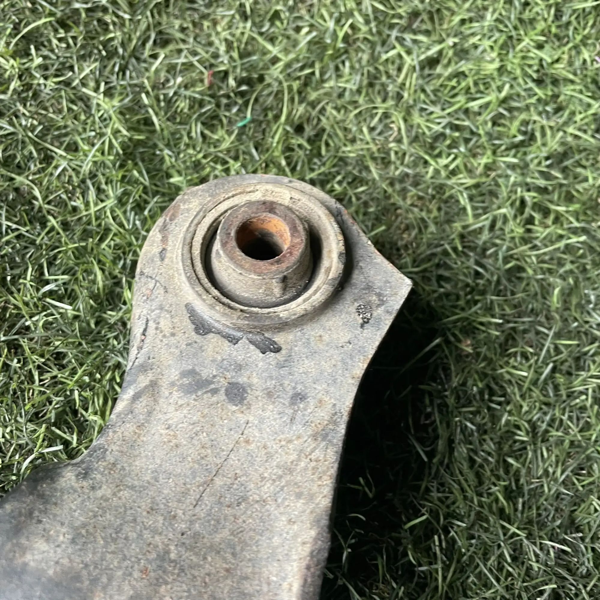 https://ycs.partsauto.market/partsauto-images/thmbs/userImages/772e461030aea93f4dbb6447c0f924d3/part/5858555c-405e-4544-b7f4-4237e8ca344f_1776935925828.jpg