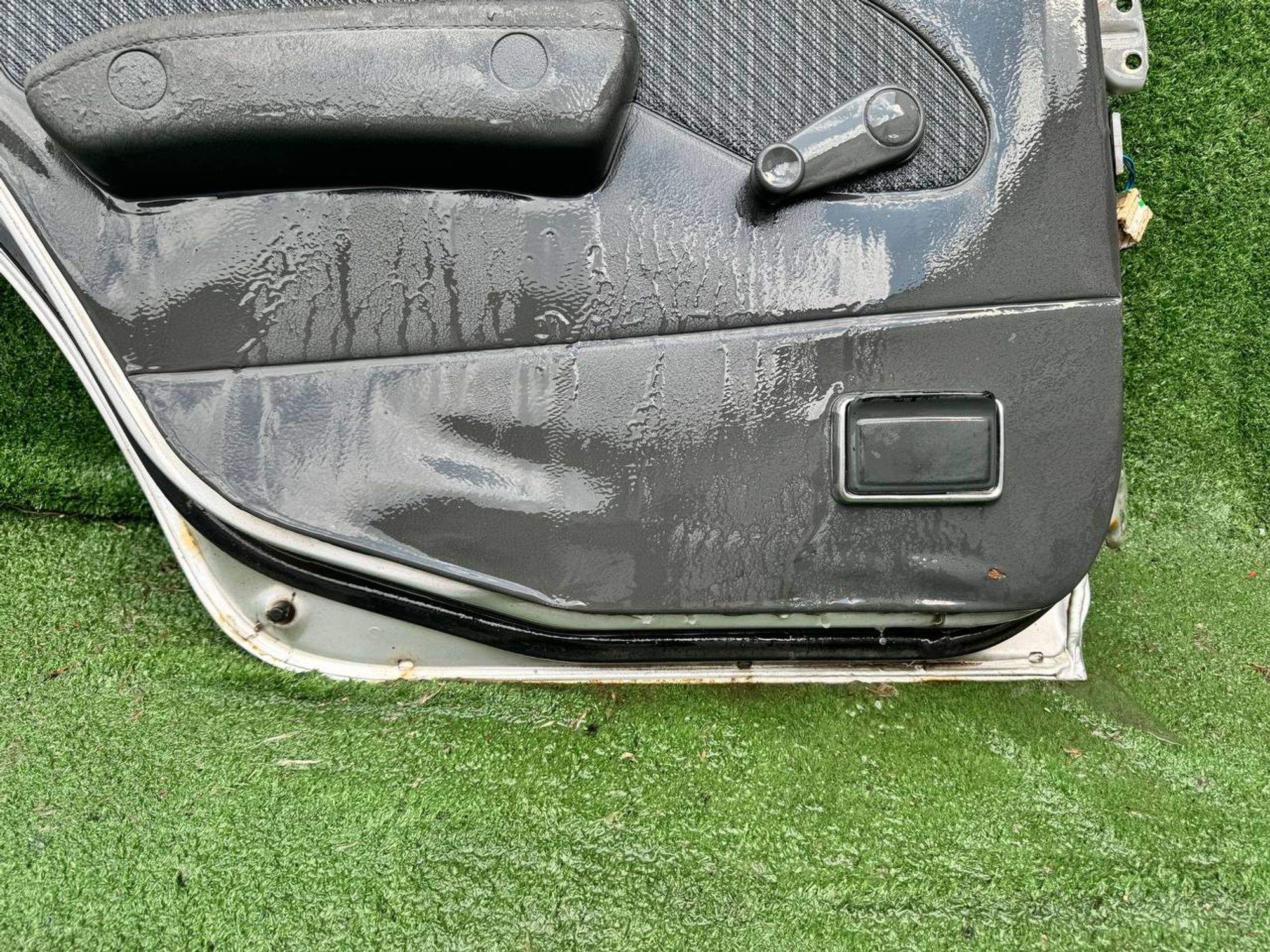 2120 дверь на MITSUBISHI GALANT E55A, 3500 рублей, Невинномысск