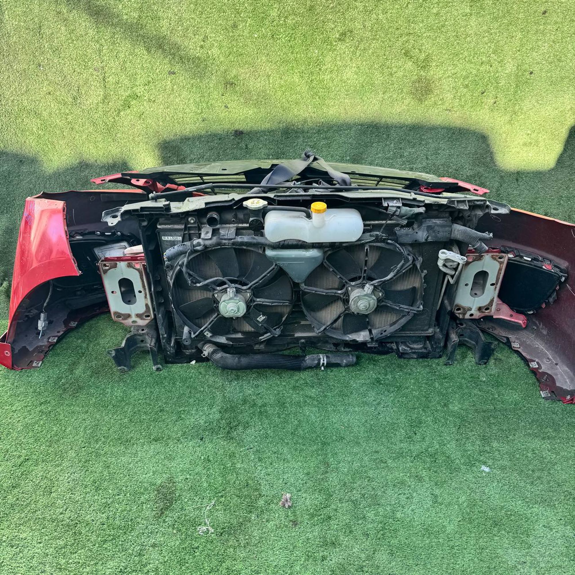 https://ycs.partsauto.market/partsauto-images/thmbs/userImages/772e461030aea93f4dbb6447c0f924d3/part/5917656f-6e54-49b7-8f18-012bbe688b57_1734512735029.jpg