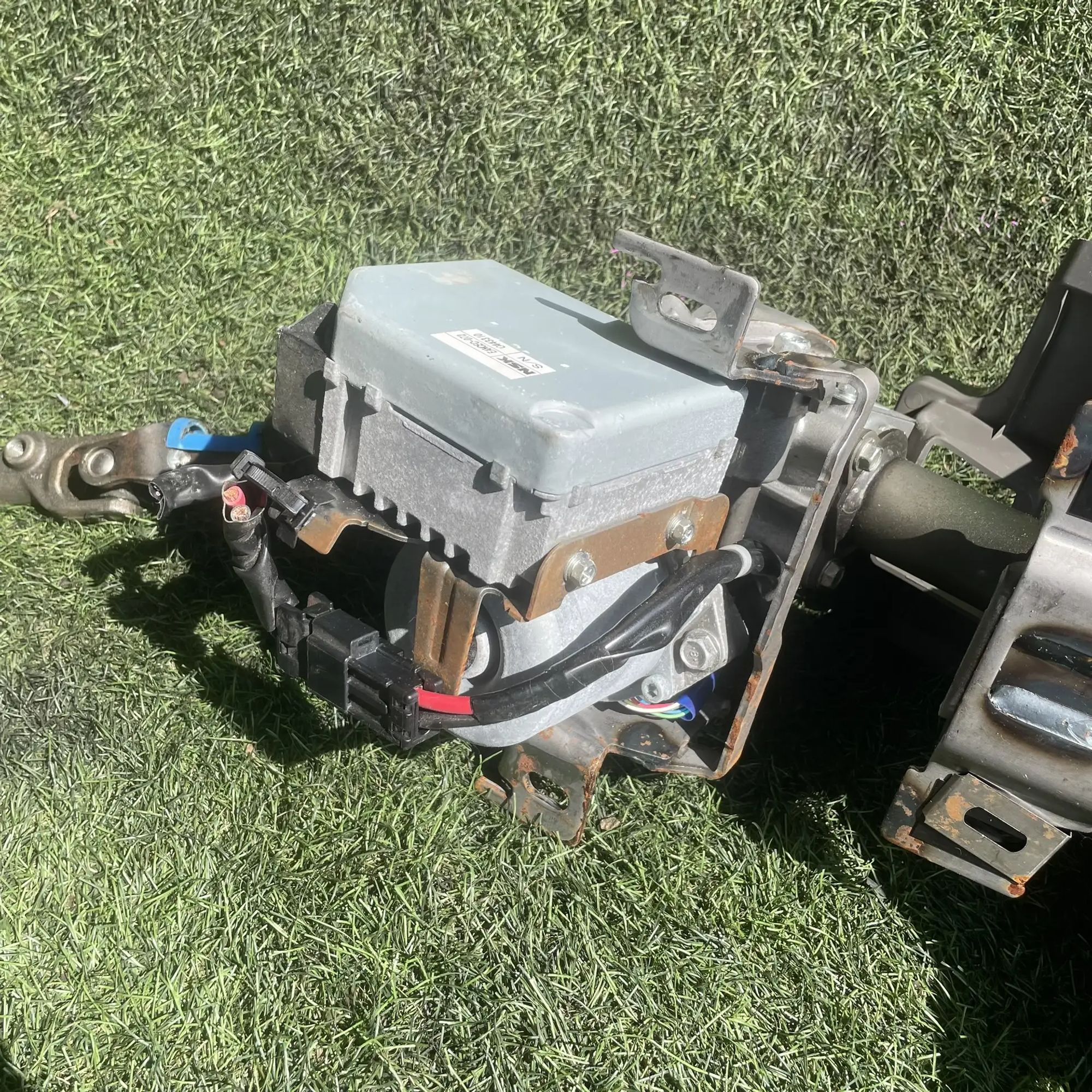 https://ycs.partsauto.market/partsauto-images/thmbs/userImages/772e461030aea93f4dbb6447c0f924d3/part/592ce124-b1ea-49b2-9325-1ac166902a03_1776748814643.jpg