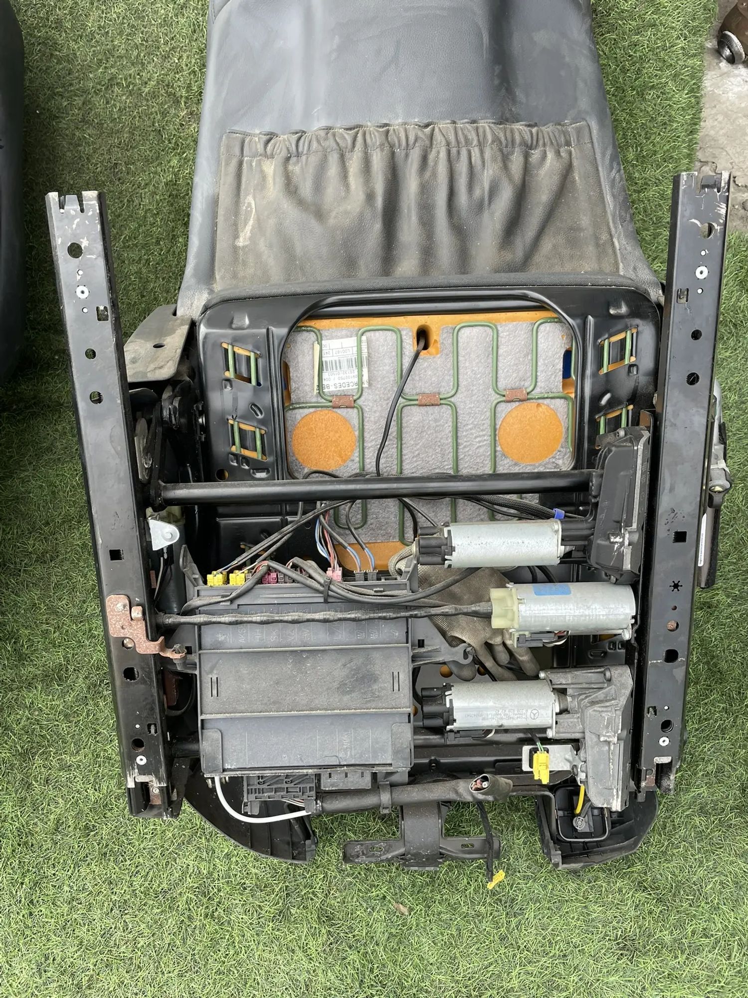 https://ycs.partsauto.market/partsauto-images/thmbs/userImages/772e461030aea93f4dbb6447c0f924d3/part/5996fe95-f7de-46a6-a371-1732a5fe2486_1775137534526.jpg