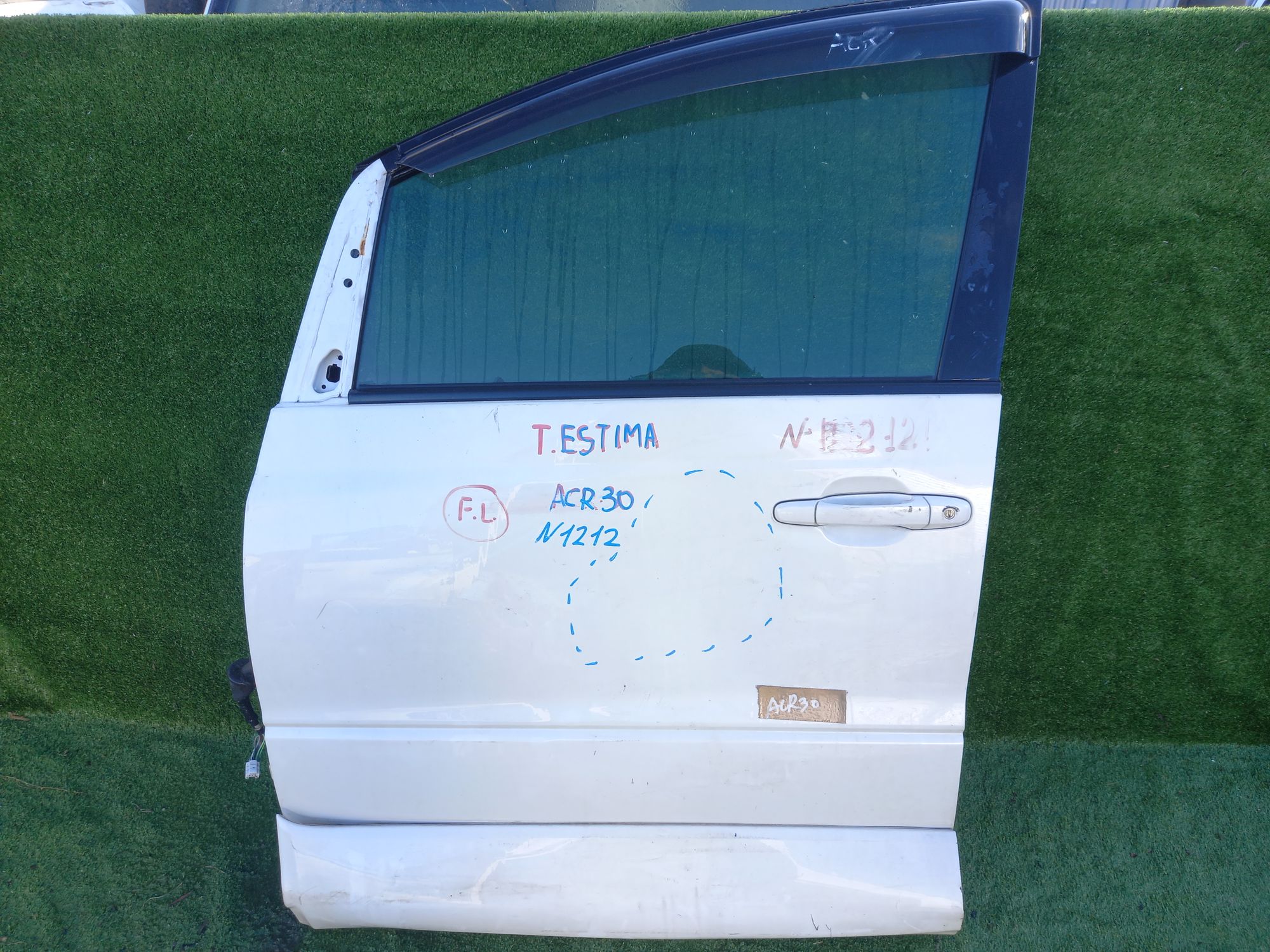 1212 дверь F/L на TOYOTA ESTIMA ACR30, 9500 рублей, Невинномысск