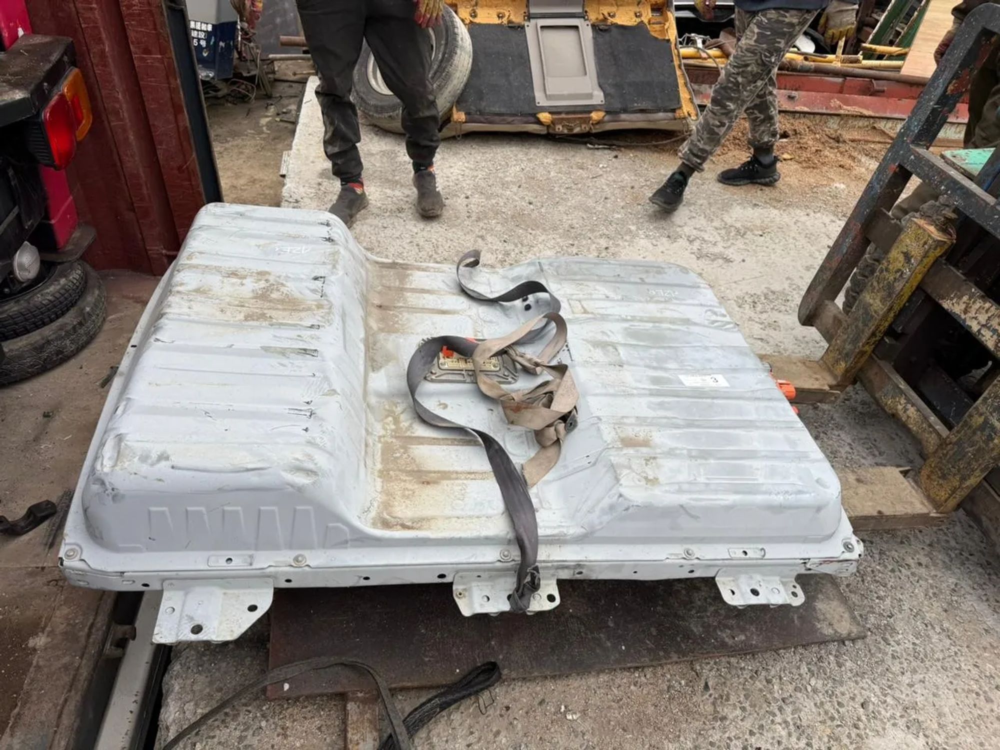 12 Батарея Nissan Leaf ZE0 EM61 24kw 2012, 99999 рублей, Невинномысск