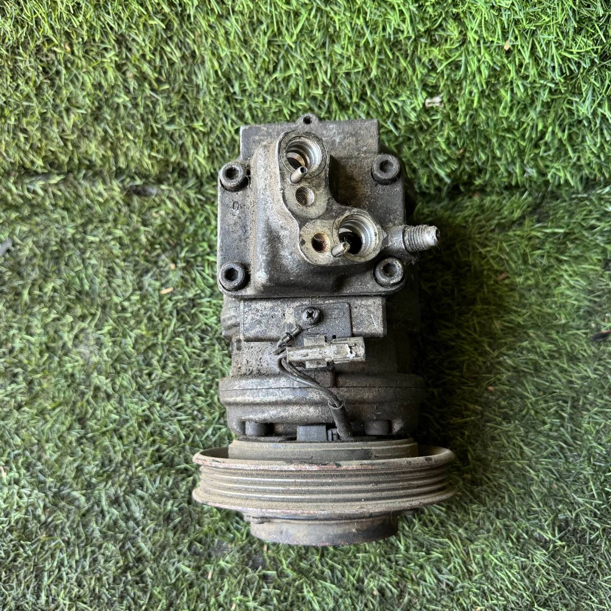 325 Компрессор кондиционера TOYOTA 047200 1GGTE, 7500 рублей, Невинномысск