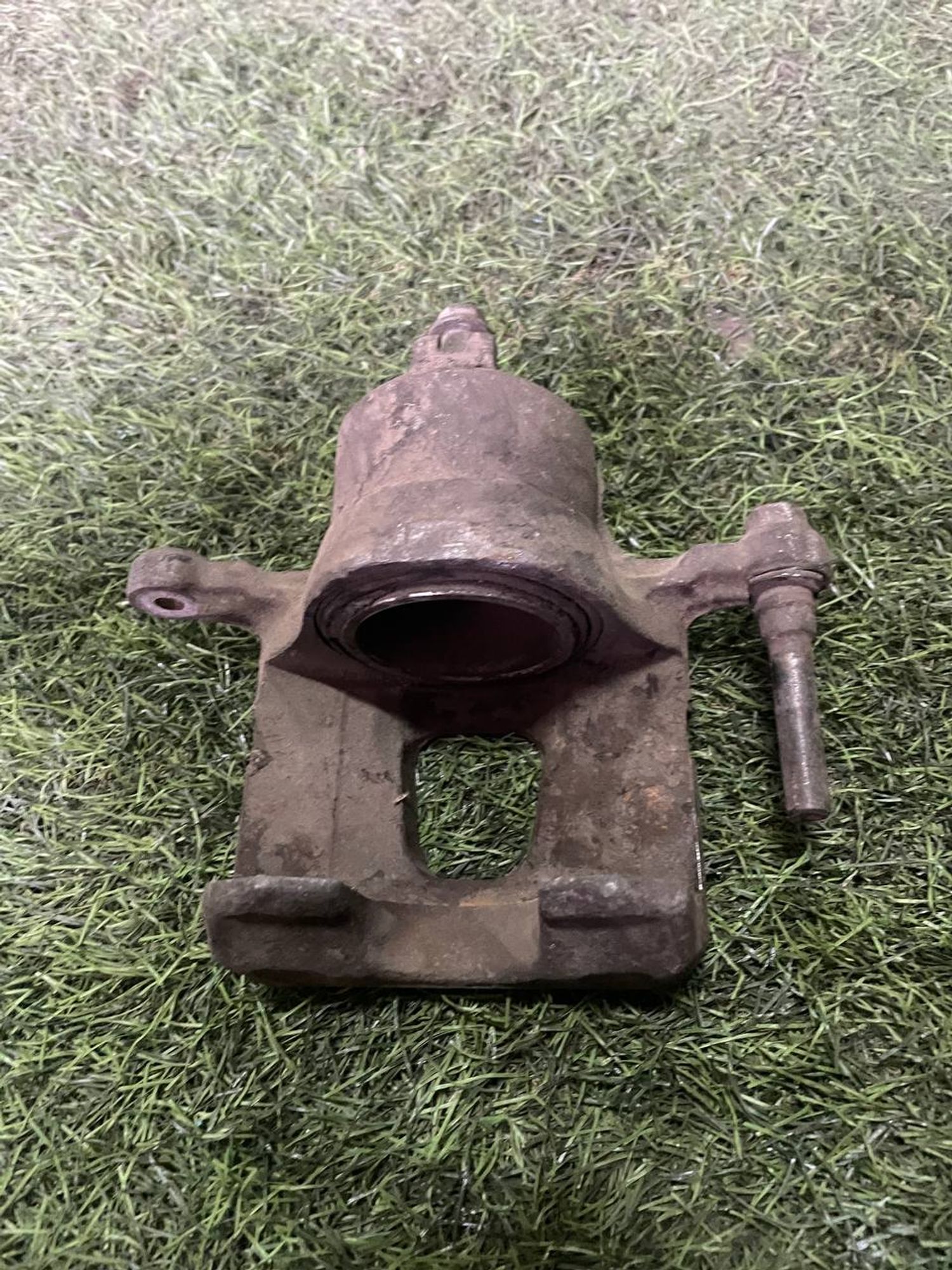 146 Суппорт тормозной передний левый NISSAN PRIMERA P11, 3000 рублей, Невинномысск