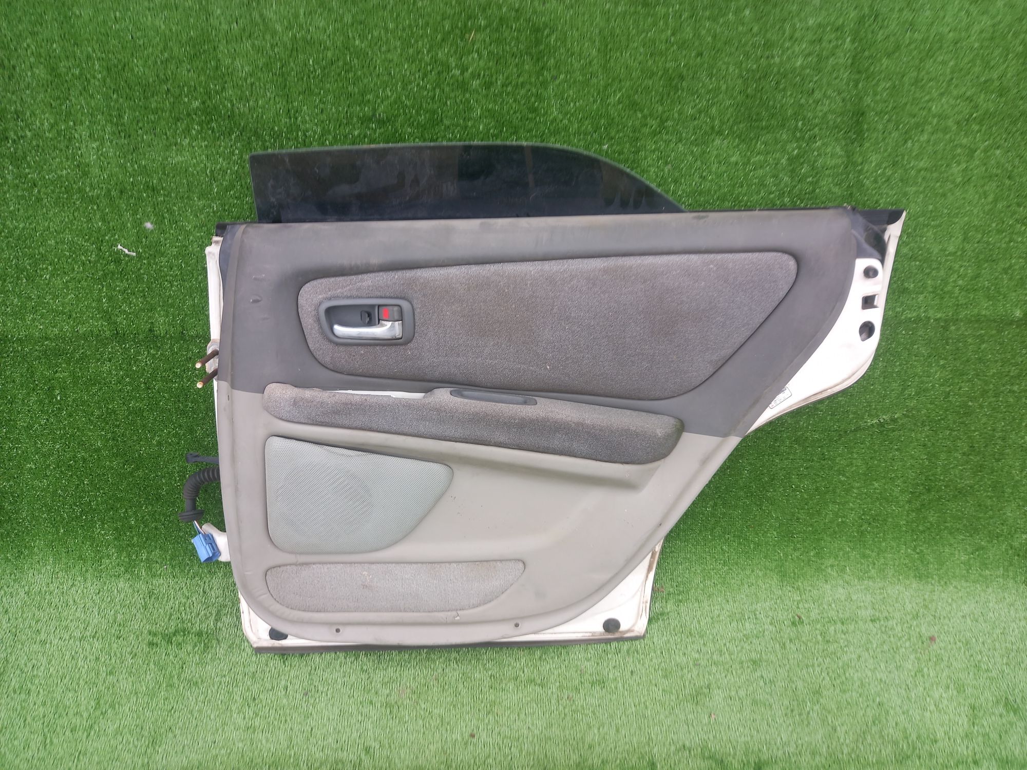 724 дверь на TOYOTA MARK II JZX100, 9000 рублей, Невинномысск