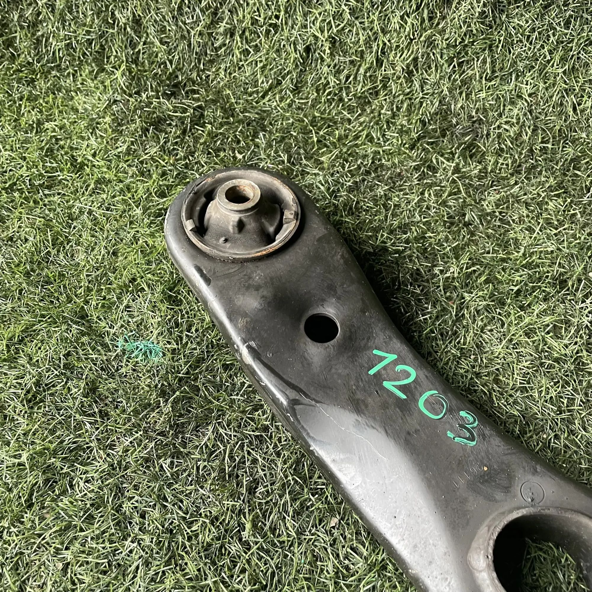 https://ycs.partsauto.market/partsauto-images/thmbs/userImages/772e461030aea93f4dbb6447c0f924d3/part/5a259dca-9b7d-44ae-9bc1-4f814b4ea0e0_1776935028460.jpg