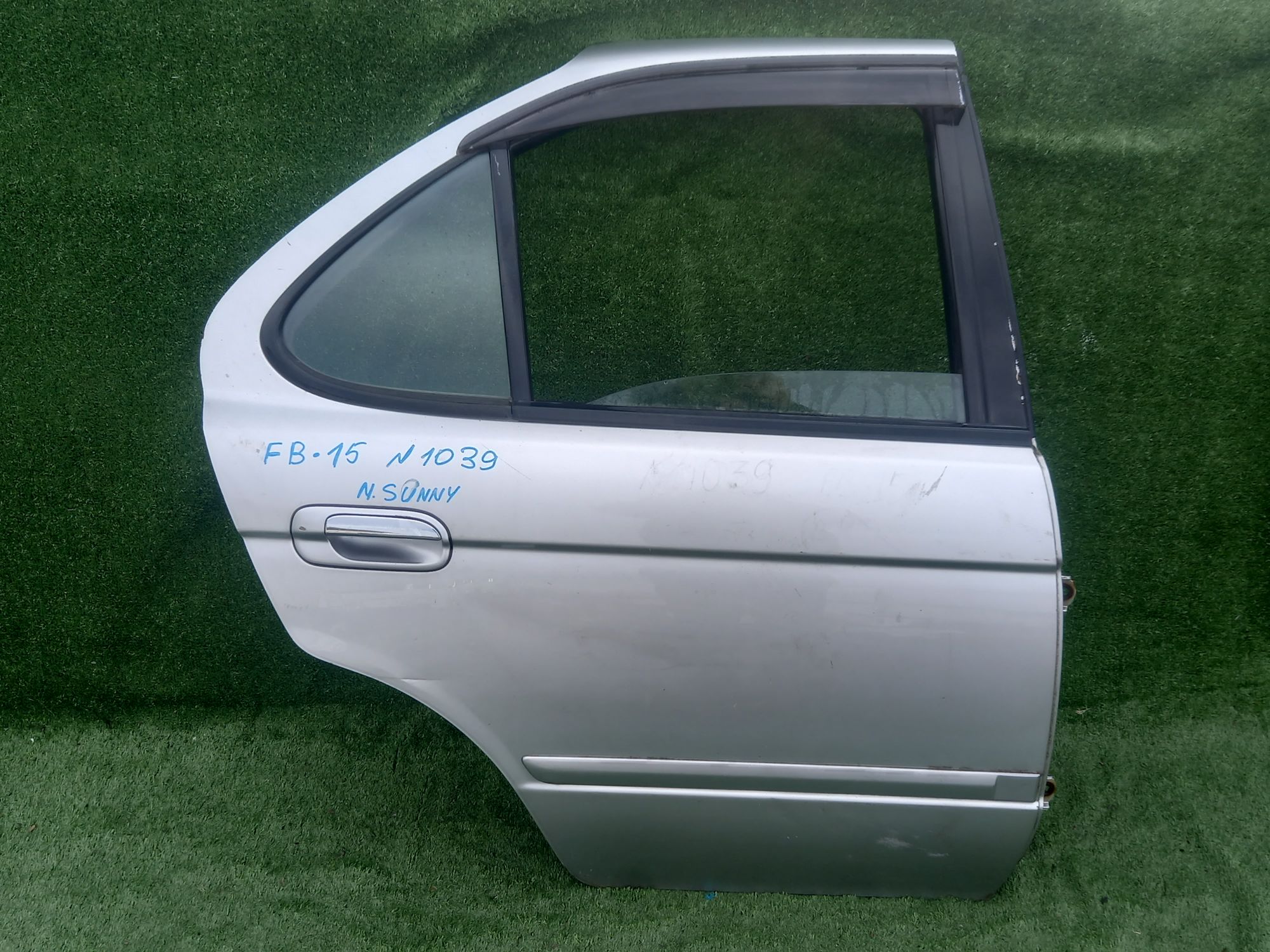 1039 дверь на NISSAN SUNNY FB15, 6500 рублей, Невинномысск