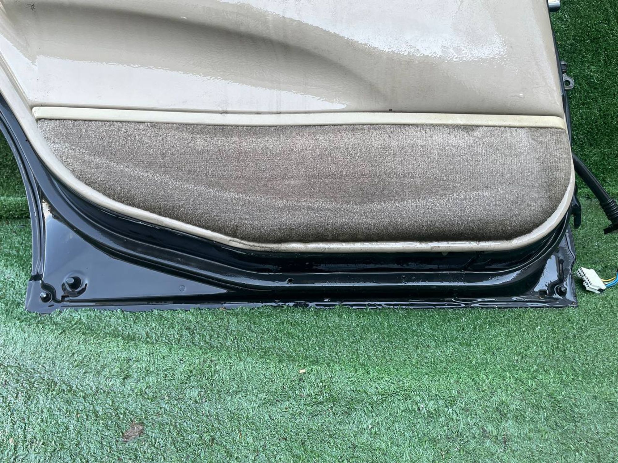 235 дверь на MITSUBISHI DIAMANTE F31W, 5500 рублей, Невинномысск