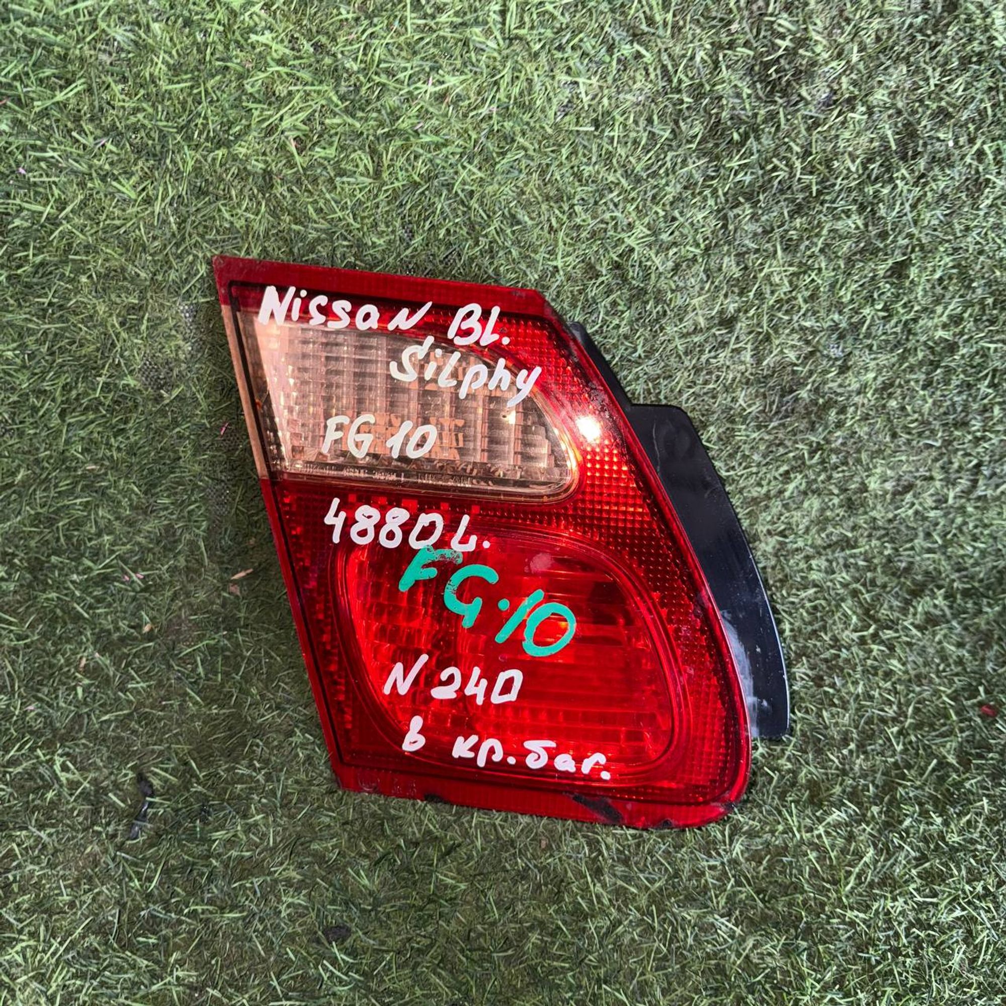 240 Фонарь задний левый NISSAN BLUEBIRD SYLPHY FG10, 3500 рублей, Невинномысск