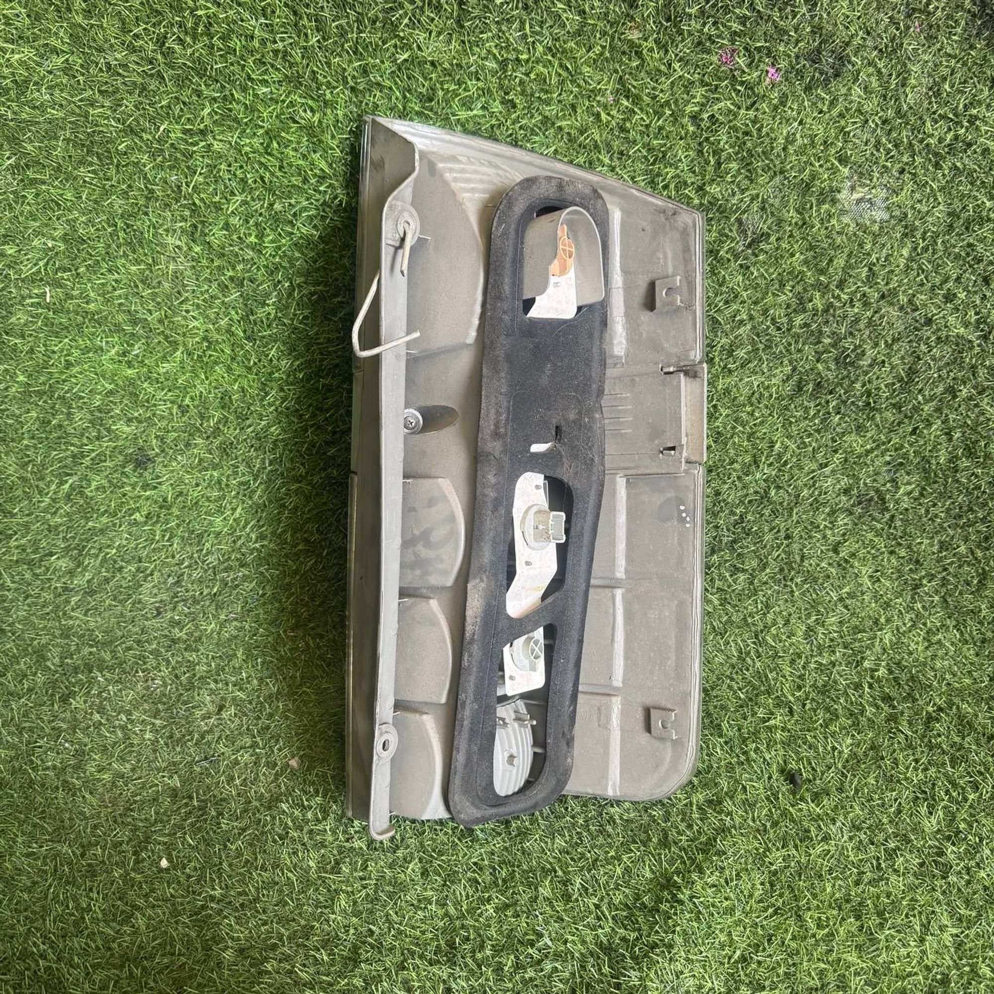 160 Фонарь задний левый TOYOTA VOXY AZR60, 5500 рублей, Невинномысск