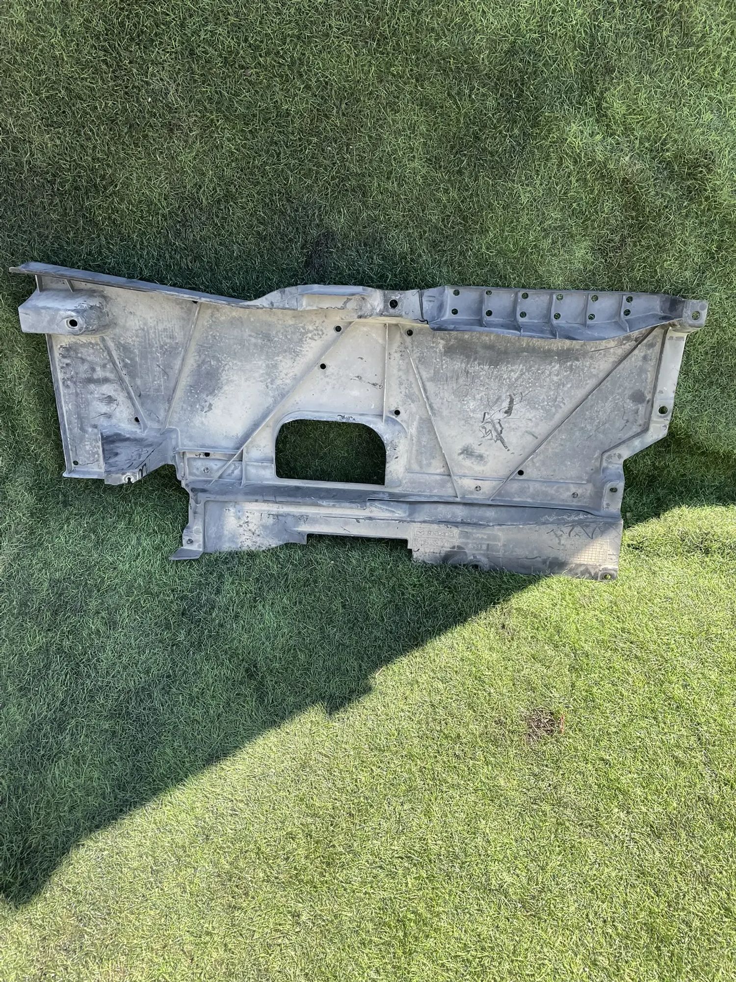 https://ycs.partsauto.market/partsauto-images/thmbs/userImages/772e461030aea93f4dbb6447c0f924d3/part/5b8a5931-975d-4809-95d9-688679d95897_1775223544876.jpg