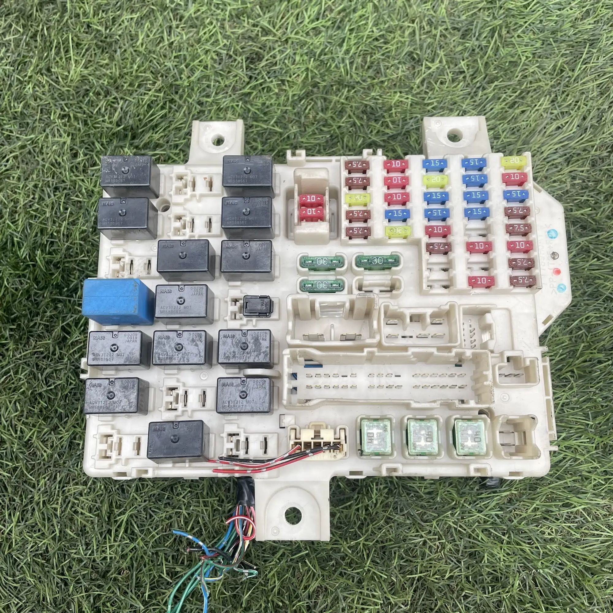 https://ycs.partsauto.market/partsauto-images/thmbs/userImages/772e461030aea93f4dbb6447c0f924d3/part/5bce4014-74f5-47cf-8812-4bb25cb1252e_1779098697672.jpg