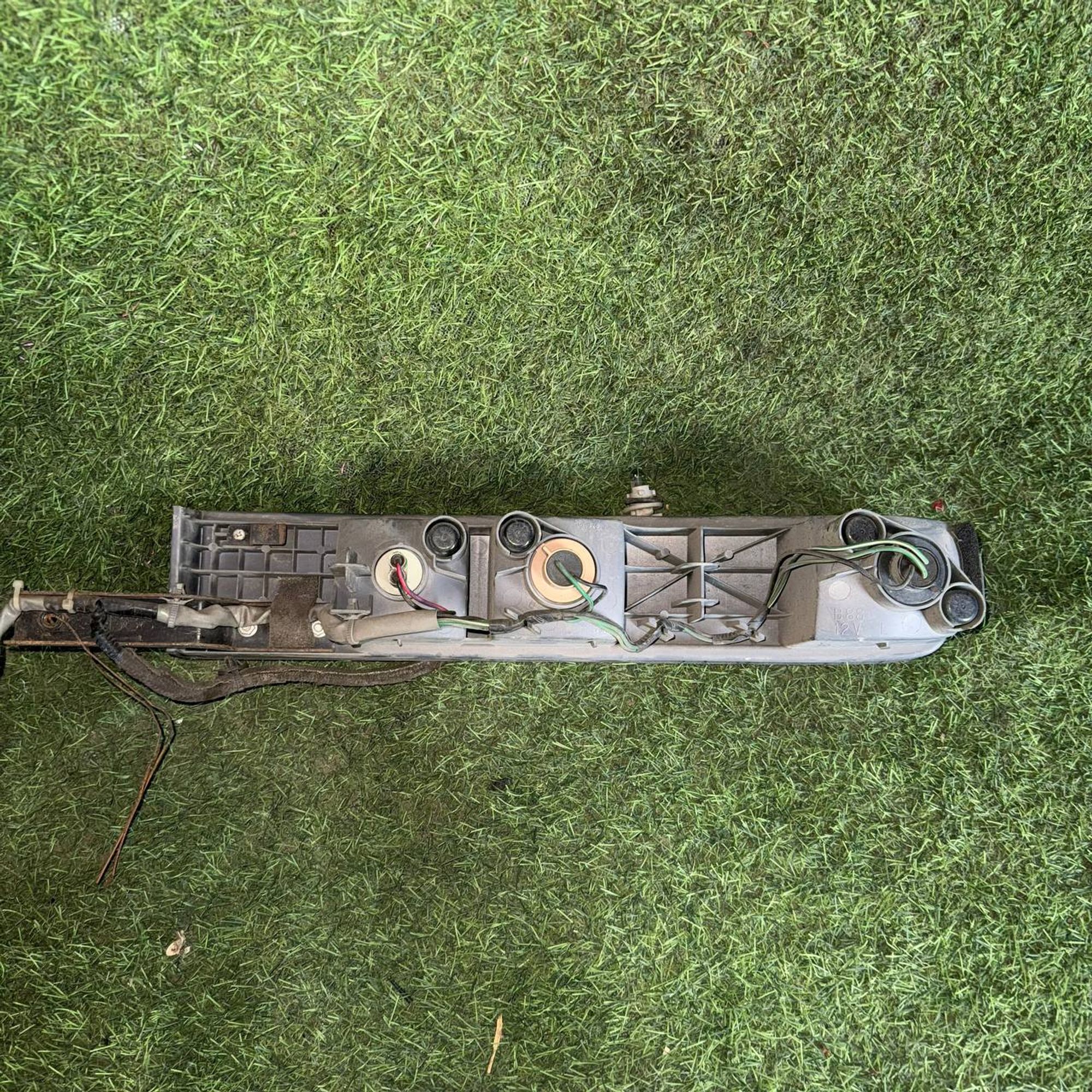 1281 Фонарь задний левый NISSAN CUBE Z11, 4000 рублей, Невинномысск