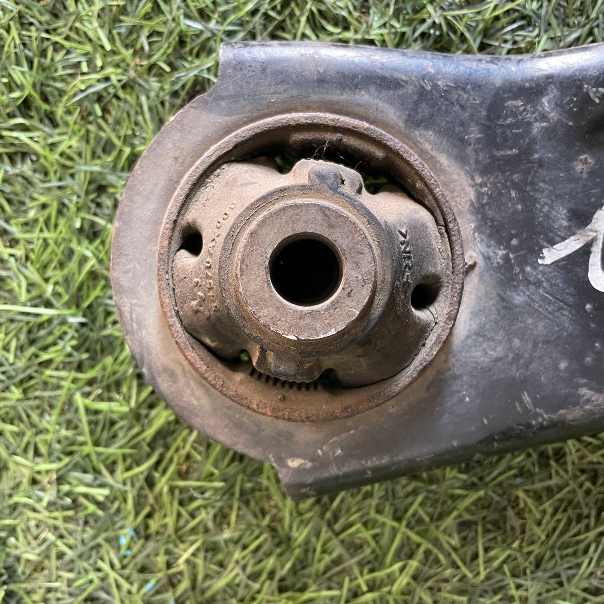 241 Рычаг передний левый нижний NISSAN MARCH AK12, 4000 рублей, Невинномысск