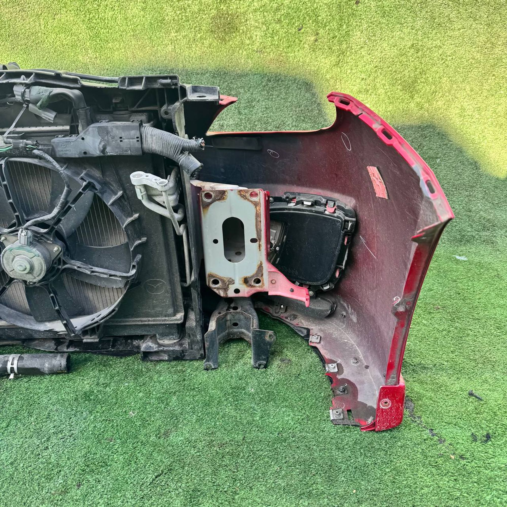 https://ycs.partsauto.market/partsauto-images/thmbs/userImages/772e461030aea93f4dbb6447c0f924d3/part/5c574830-6a5c-4951-9d8e-9ad1e6907ea8_1734512734071.jpg