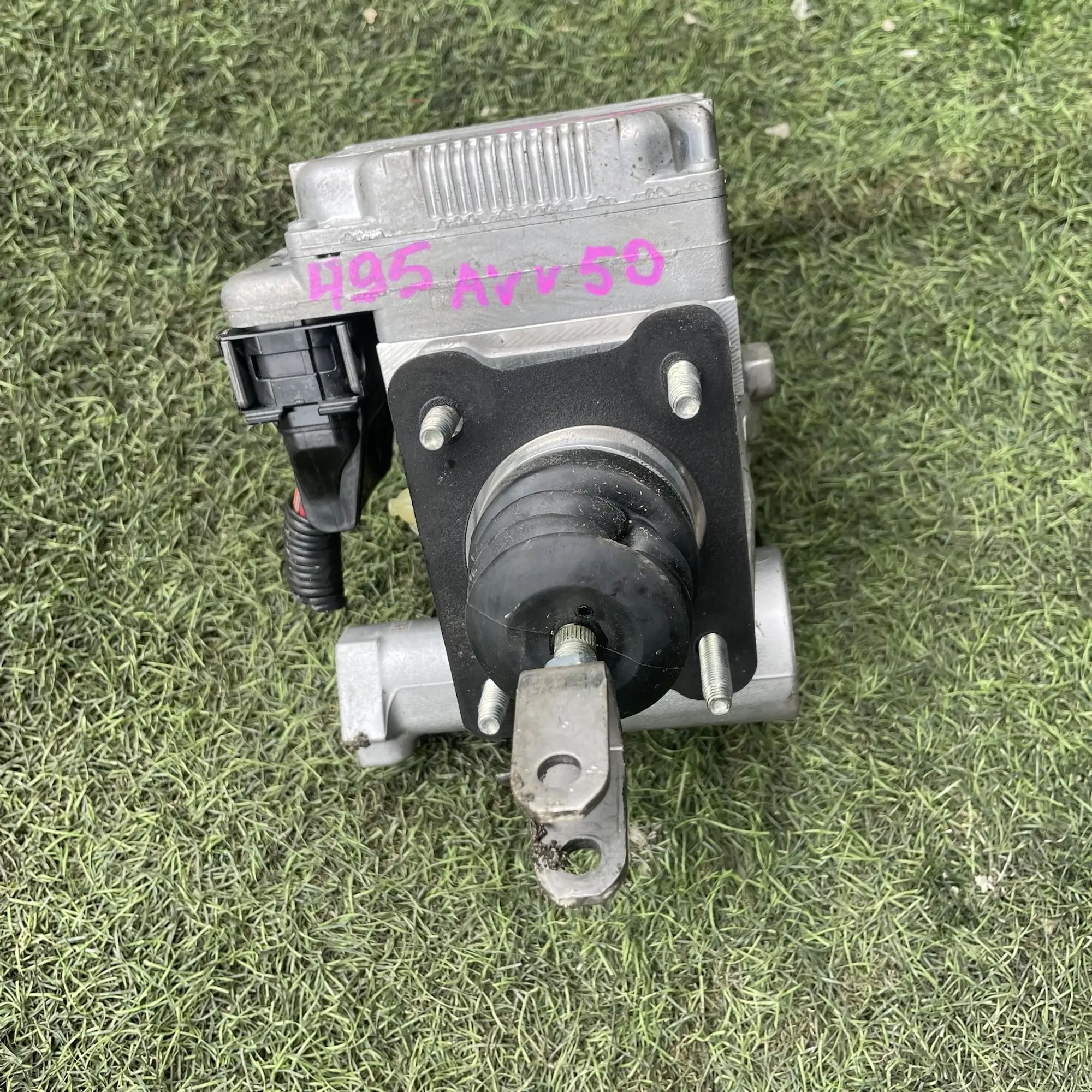 https://ycs.partsauto.market/partsauto-images/thmbs/userImages/772e461030aea93f4dbb6447c0f924d3/part/5c7dfdcc-205d-449d-b117-8096288c1261_1779178544921.jpg