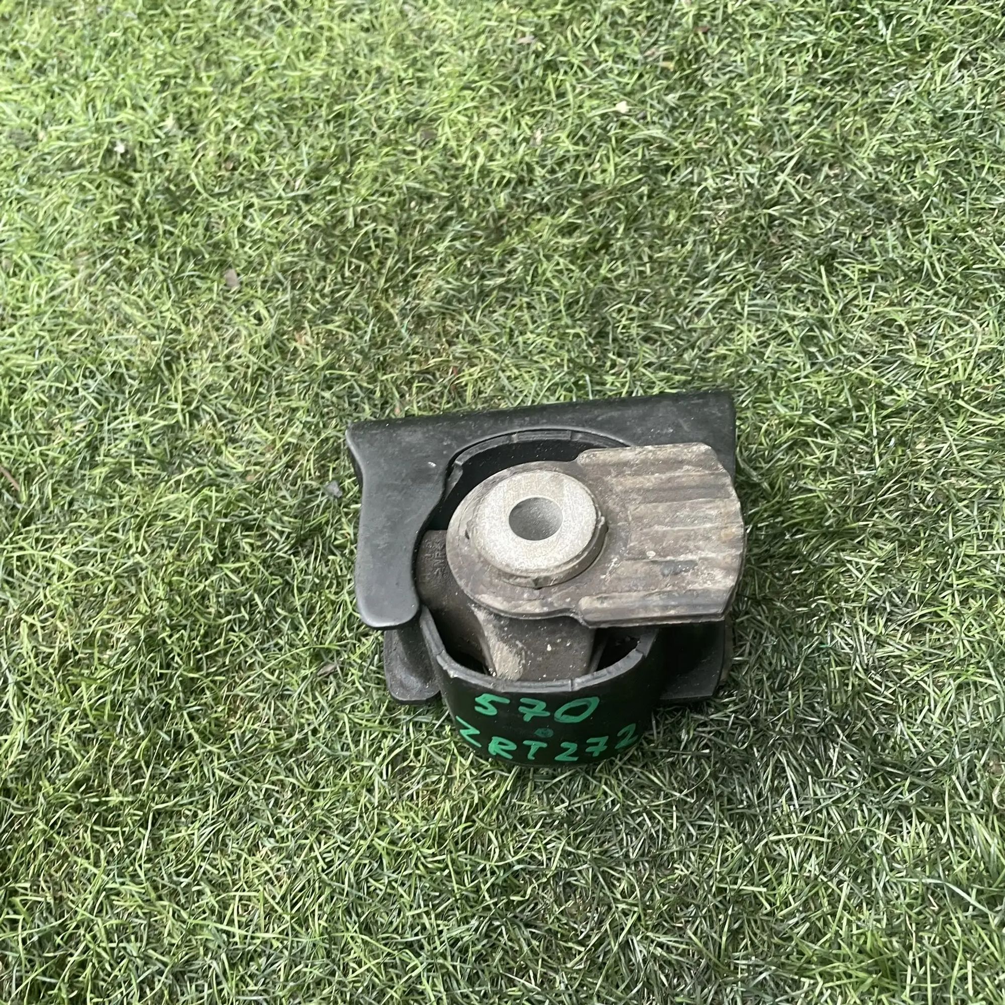 https://ycs.partsauto.market/partsauto-images/thmbs/userImages/772e461030aea93f4dbb6447c0f924d3/part/5c874144-9854-412e-8517-e573a6150a77_1776924643858.jpg