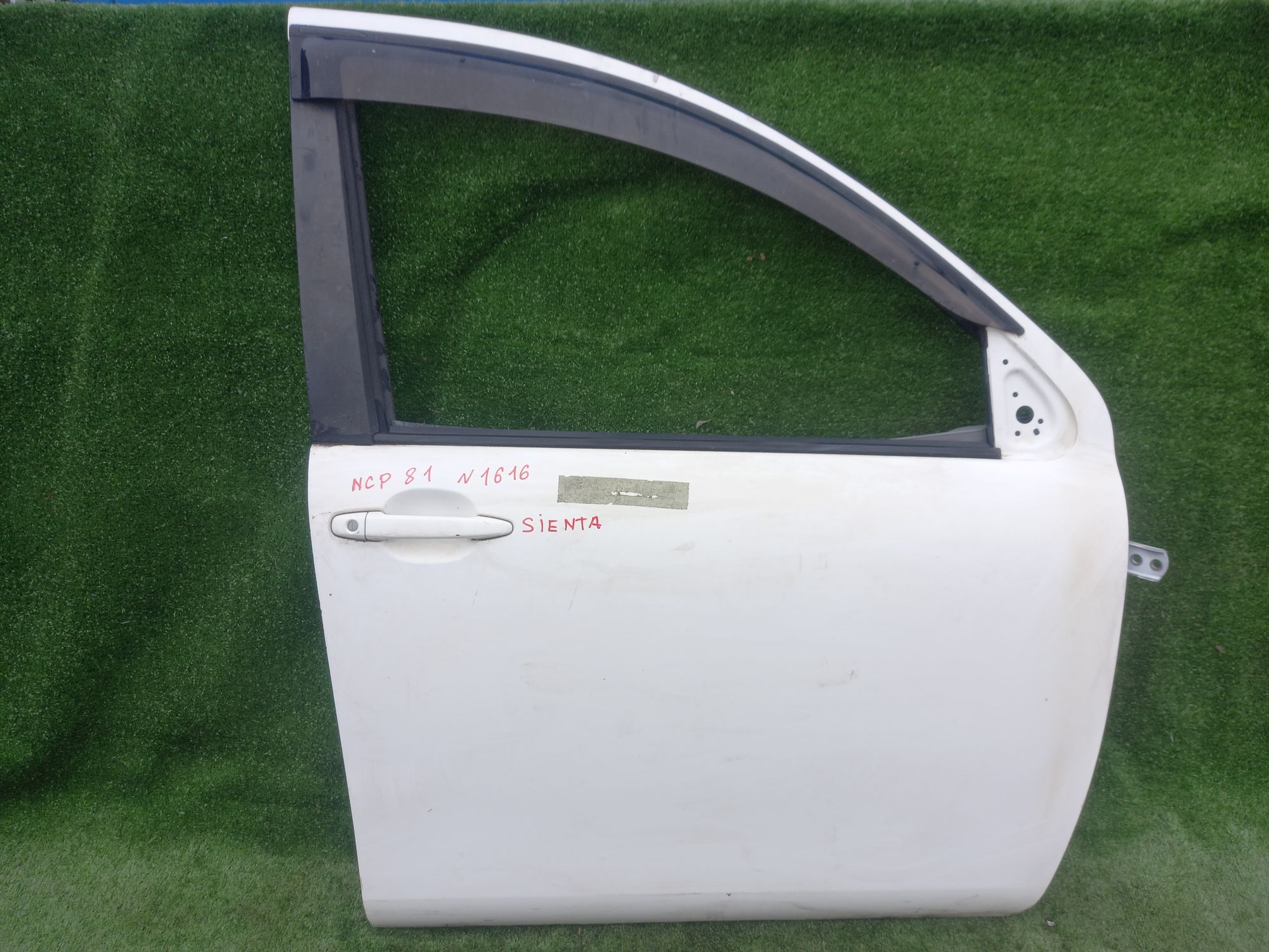 1616 дверь на TOYOTA SIENTA NCP81, 7000 рублей, Невинномысск