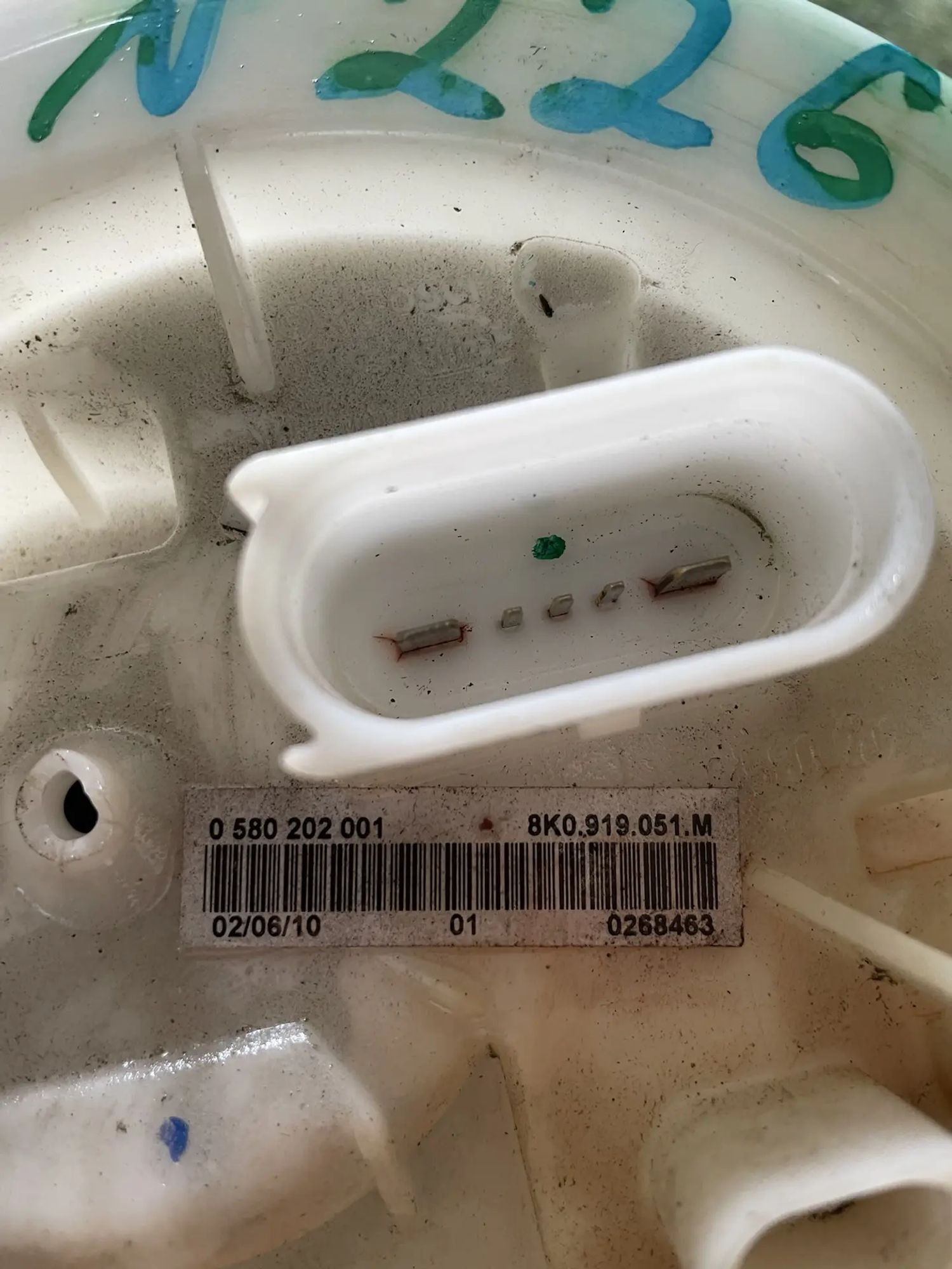 https://ycs.partsauto.market/partsauto-images/thmbs/userImages/772e461030aea93f4dbb6447c0f924d3/part/5dc5aca3-0e6e-44ba-af5e-cfa2d91c78fc_1778667446216.jpg