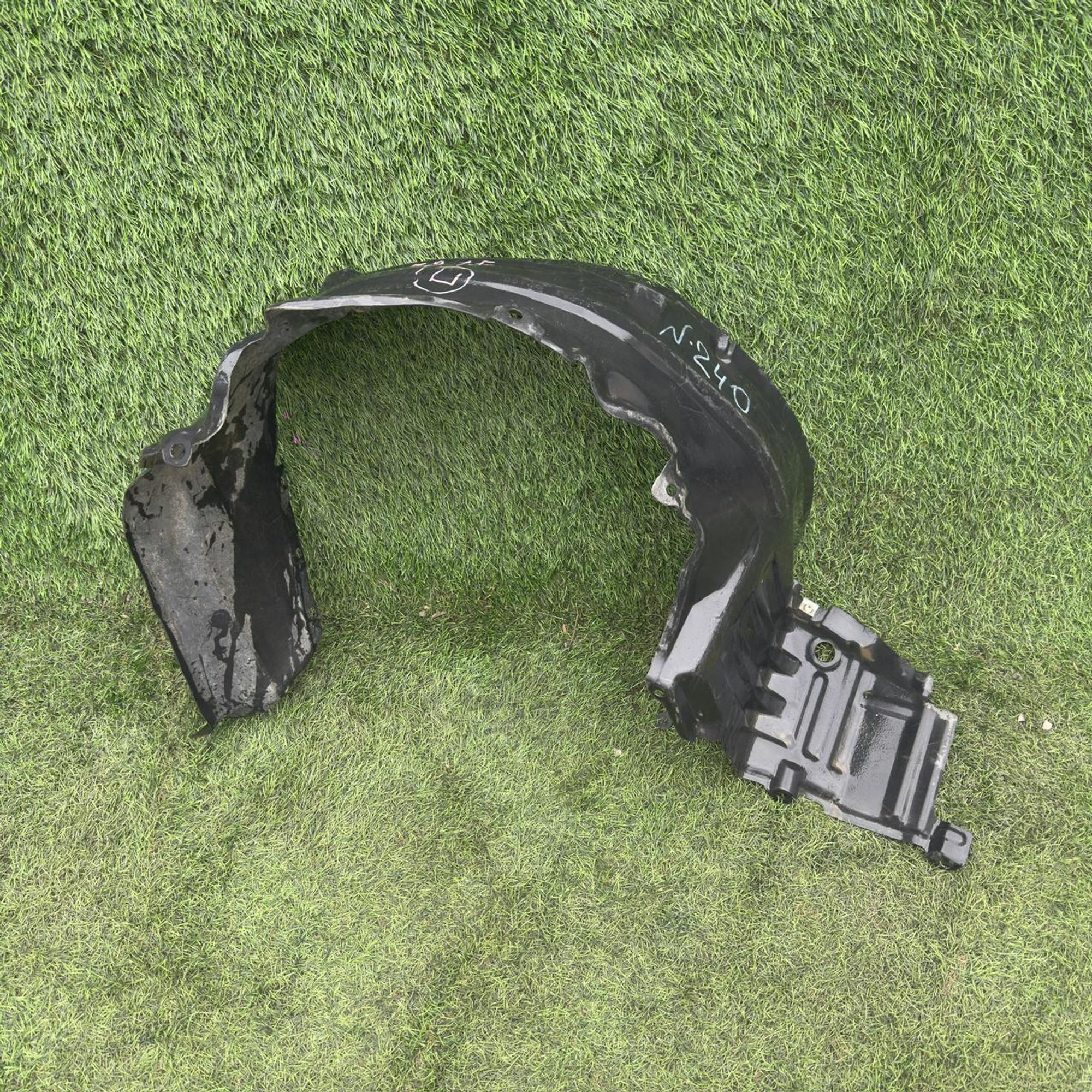 240 Подкрылок передний левый Nissan Sunny FB15, 2500 рублей, Невинномысск