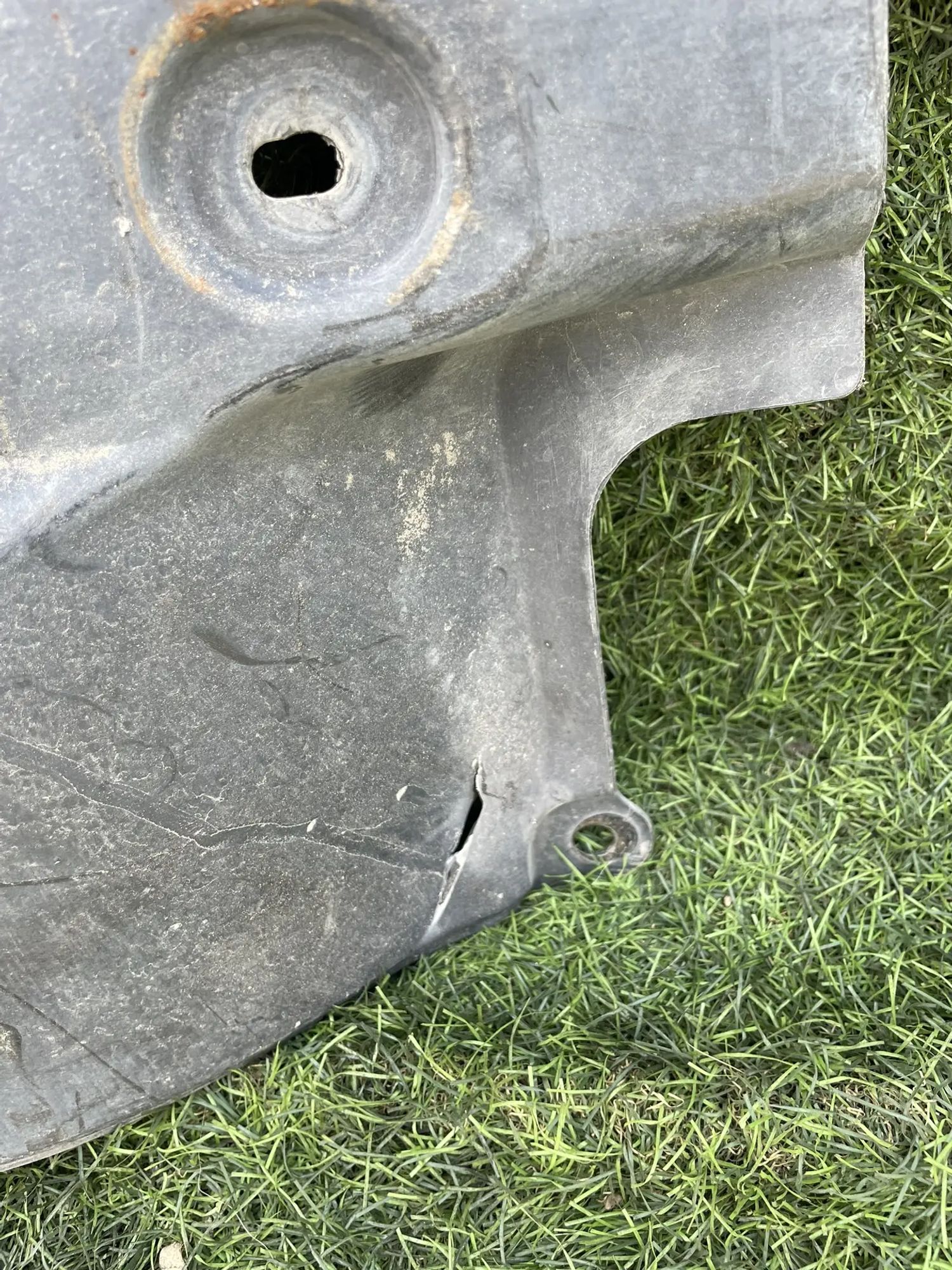 https://ycs.partsauto.market/partsauto-images/thmbs/userImages/772e461030aea93f4dbb6447c0f924d3/part/5e021709-5e53-41bb-8f34-1f33f26d2bce_1775223458553.jpg