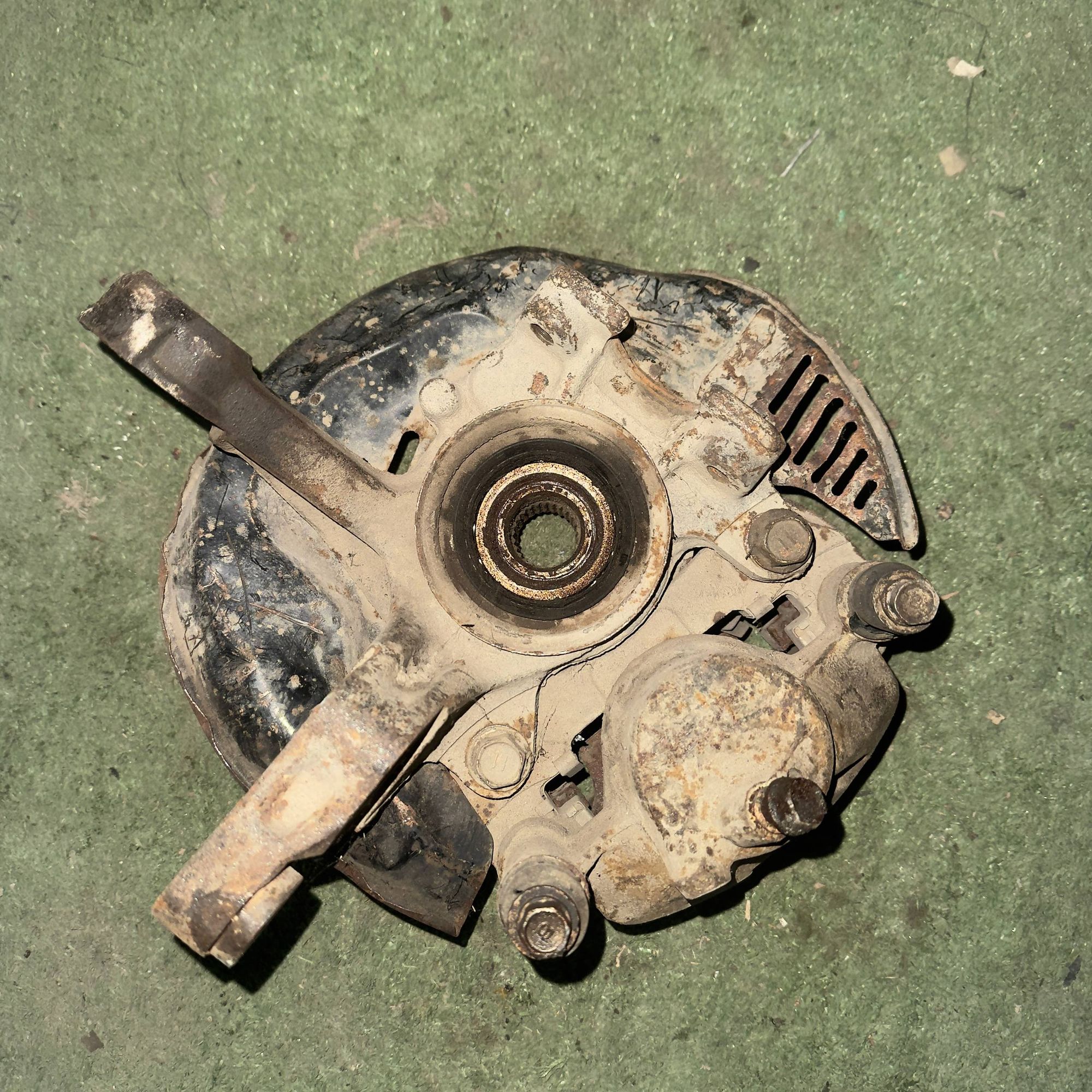 865 Ступица передняя правая TOYOTA CAMRY SV21, 5000 рублей, Невинномысск