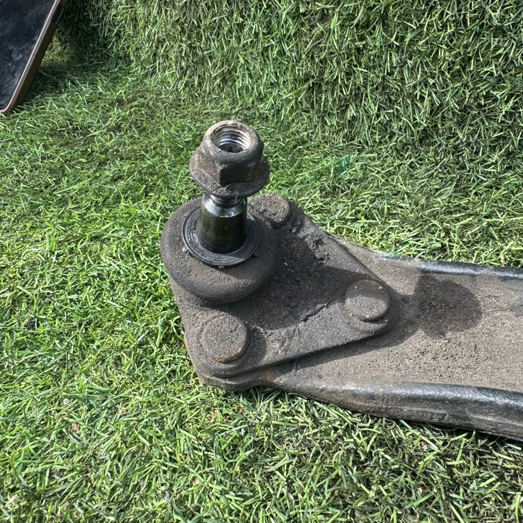 https://ycs.partsauto.market/partsauto-images/thmbs/userImages/772e461030aea93f4dbb6447c0f924d3/part/5ef4d917-8c57-4099-9bee-4ab8912ab2da_1743604992763.jpg