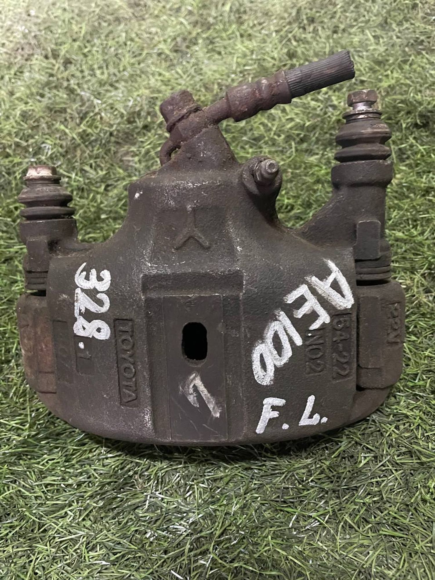 328 Суппорт тормозной передний левый TOYOTA SPRINTER AE100, 3000 рублей, Невинномысск