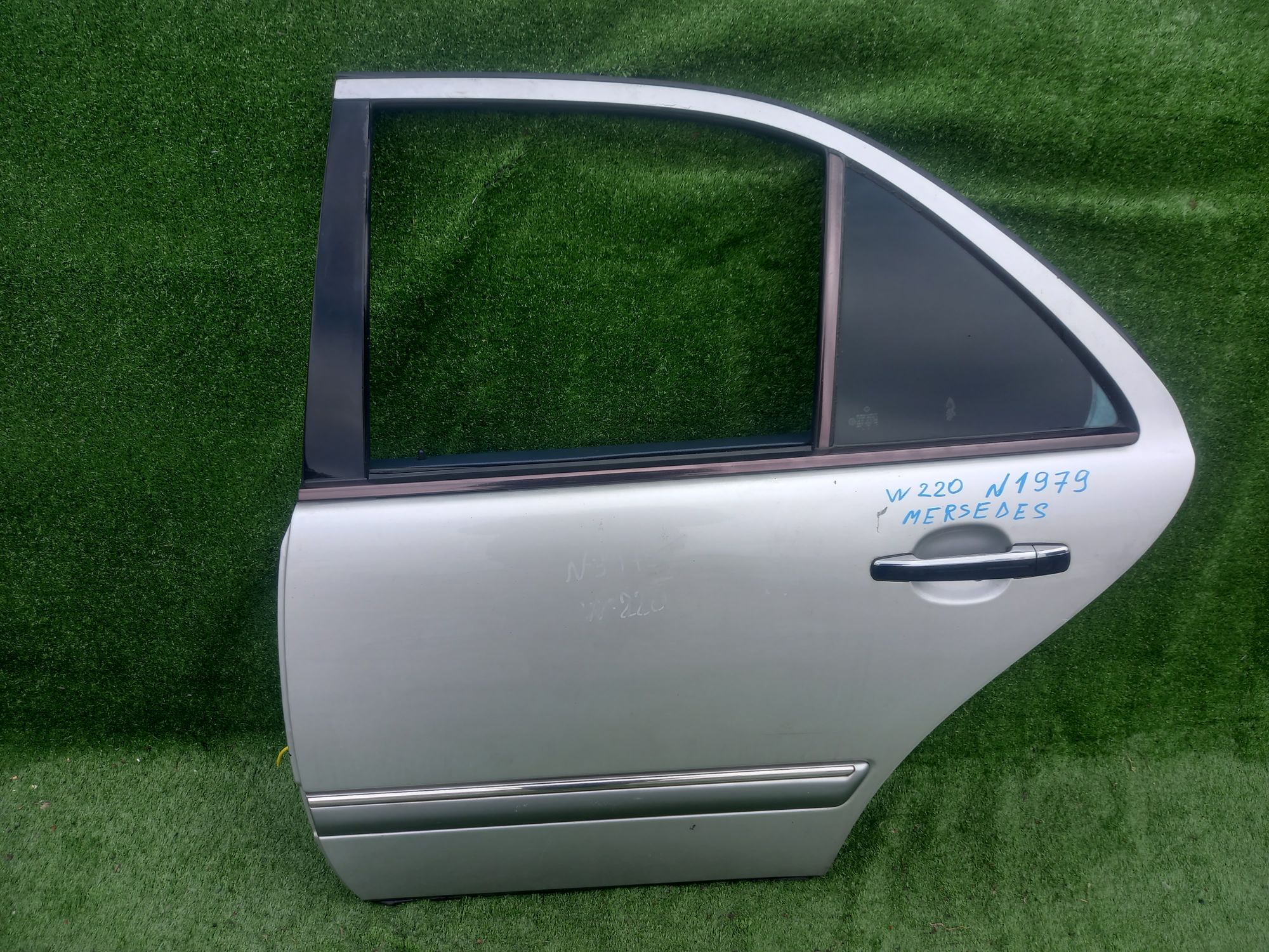 1979 дверь на MERCEDES-BENZ W220, 18500 рублей, Невинномысск