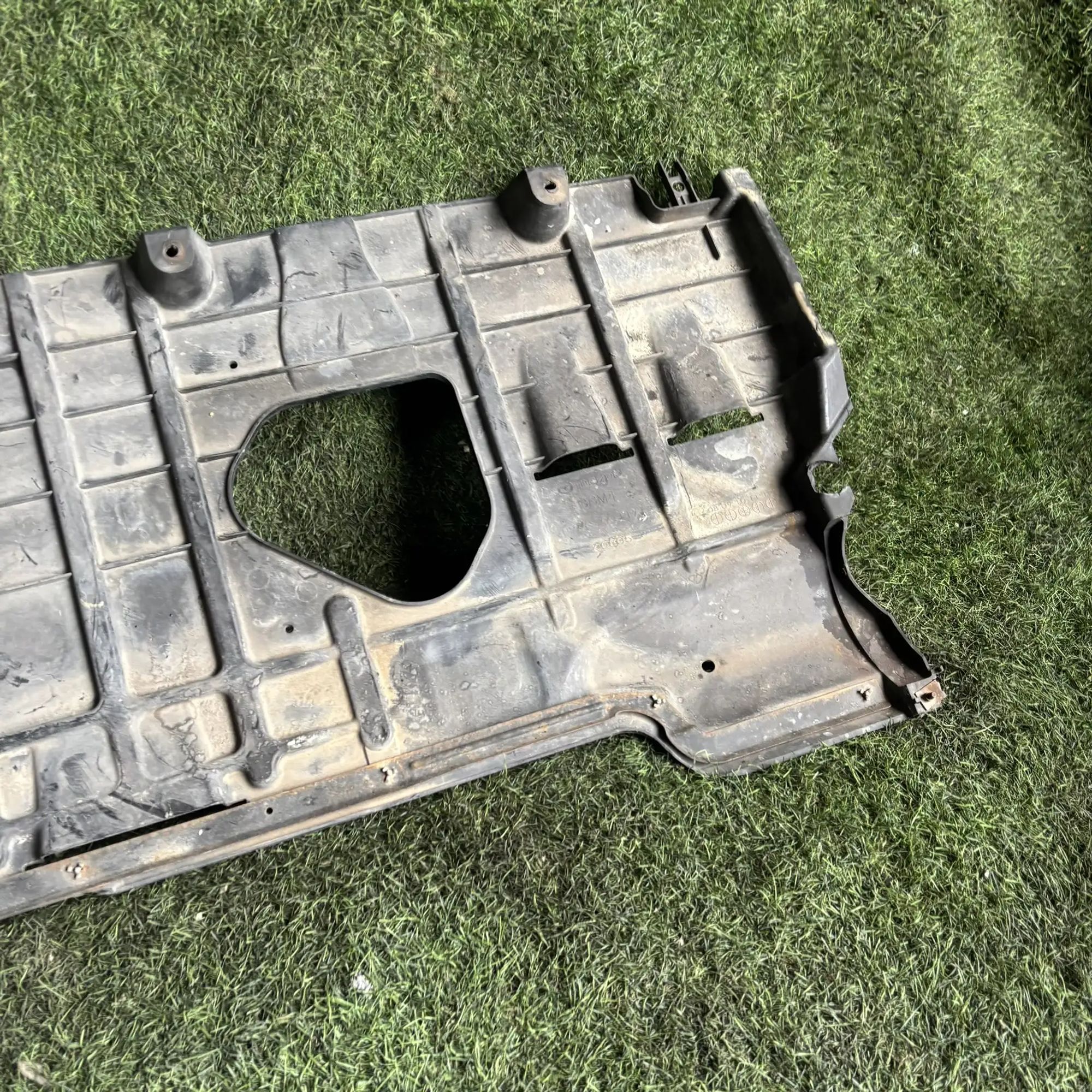 https://ycs.partsauto.market/partsauto-images/thmbs/userImages/772e461030aea93f4dbb6447c0f924d3/part/5f2ec102-902a-4180-ac8d-1edfbb2fe4df_1777279536664.jpg