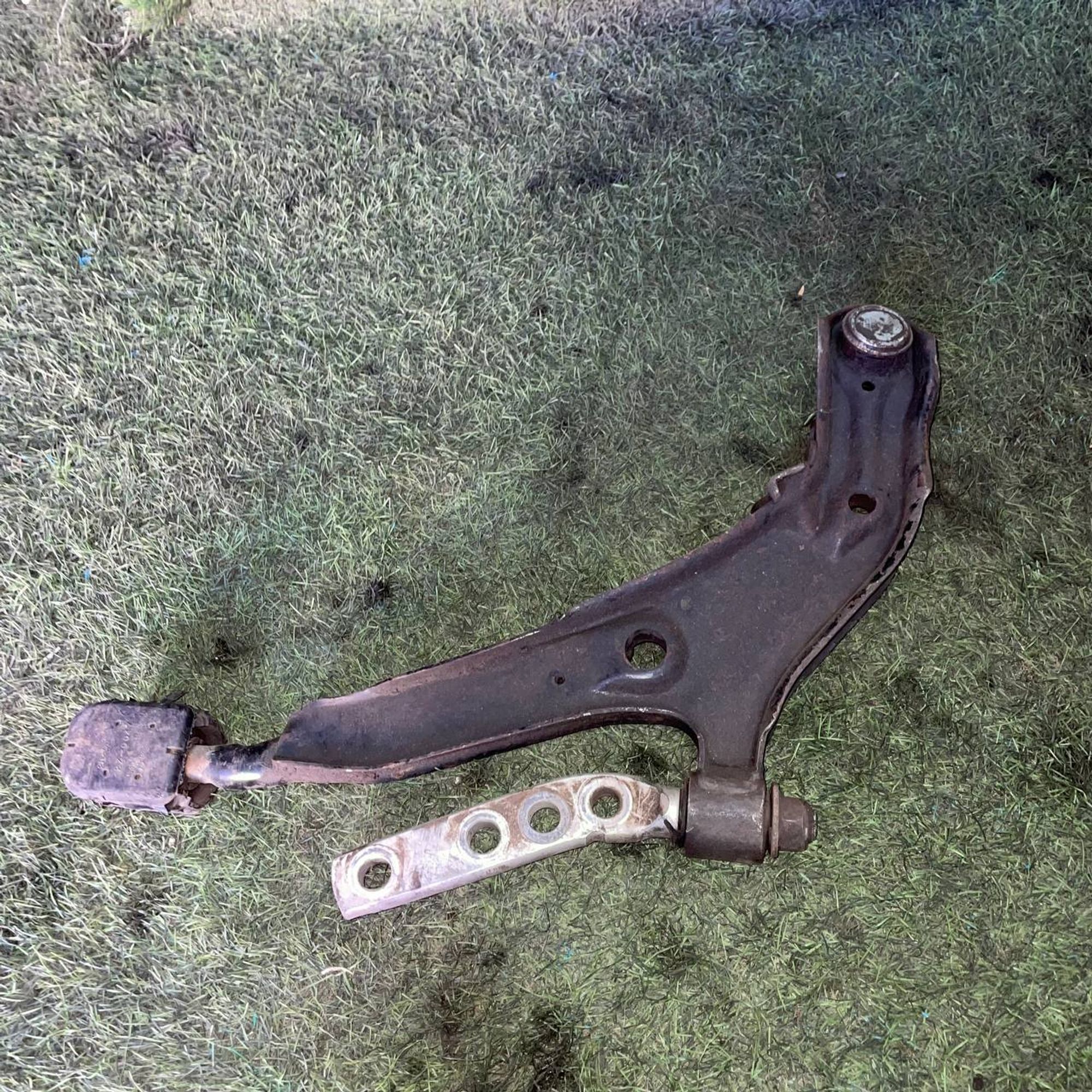 314 Рычаг передний правый нижний NISSAN LIBERTY PM12, 4000 рублей, Невинномысск