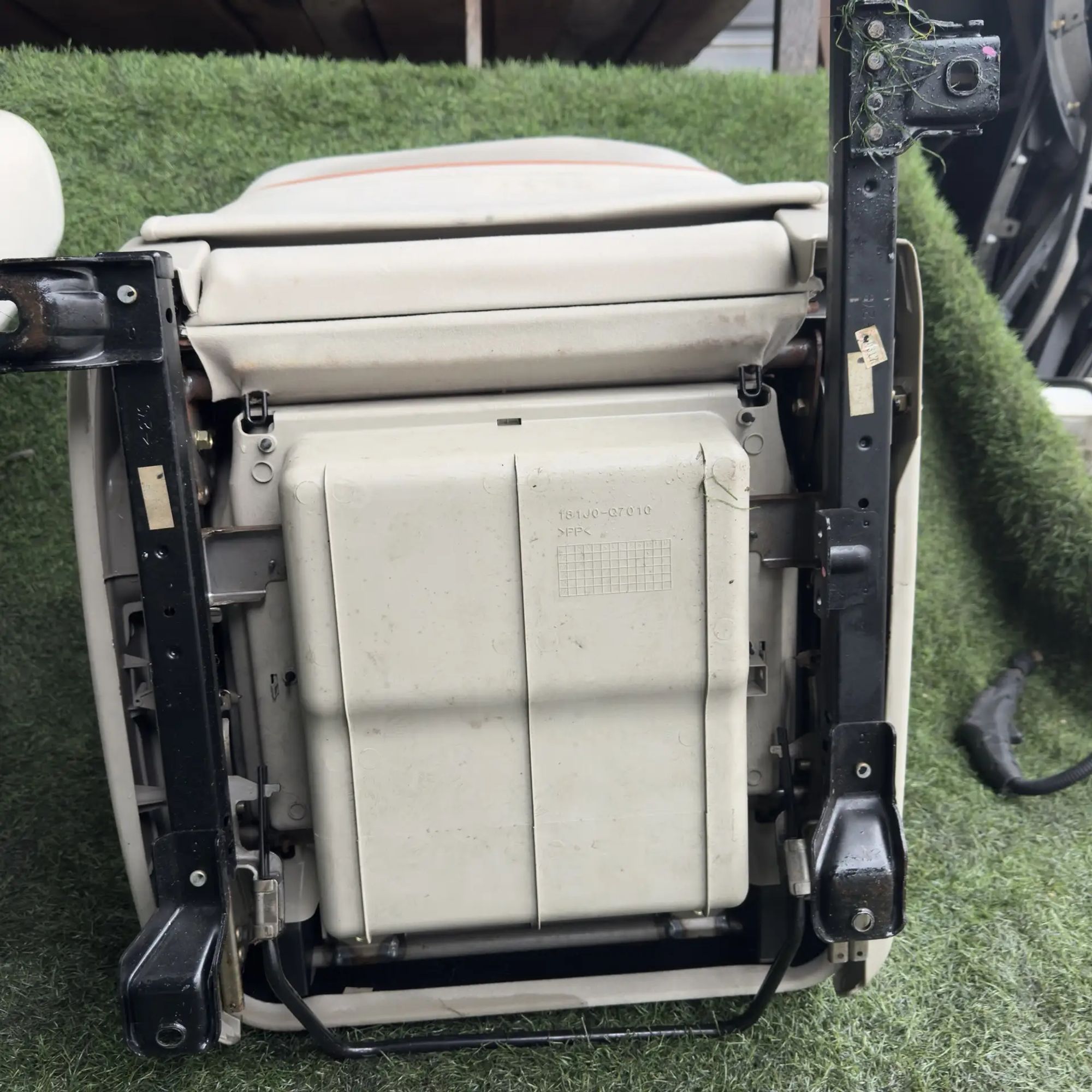 https://ycs.partsauto.market/partsauto-images/thmbs/userImages/772e461030aea93f4dbb6447c0f924d3/part/5f8e6834-3291-41b4-b5d9-f4704bef22fa_1777965728147.jpg