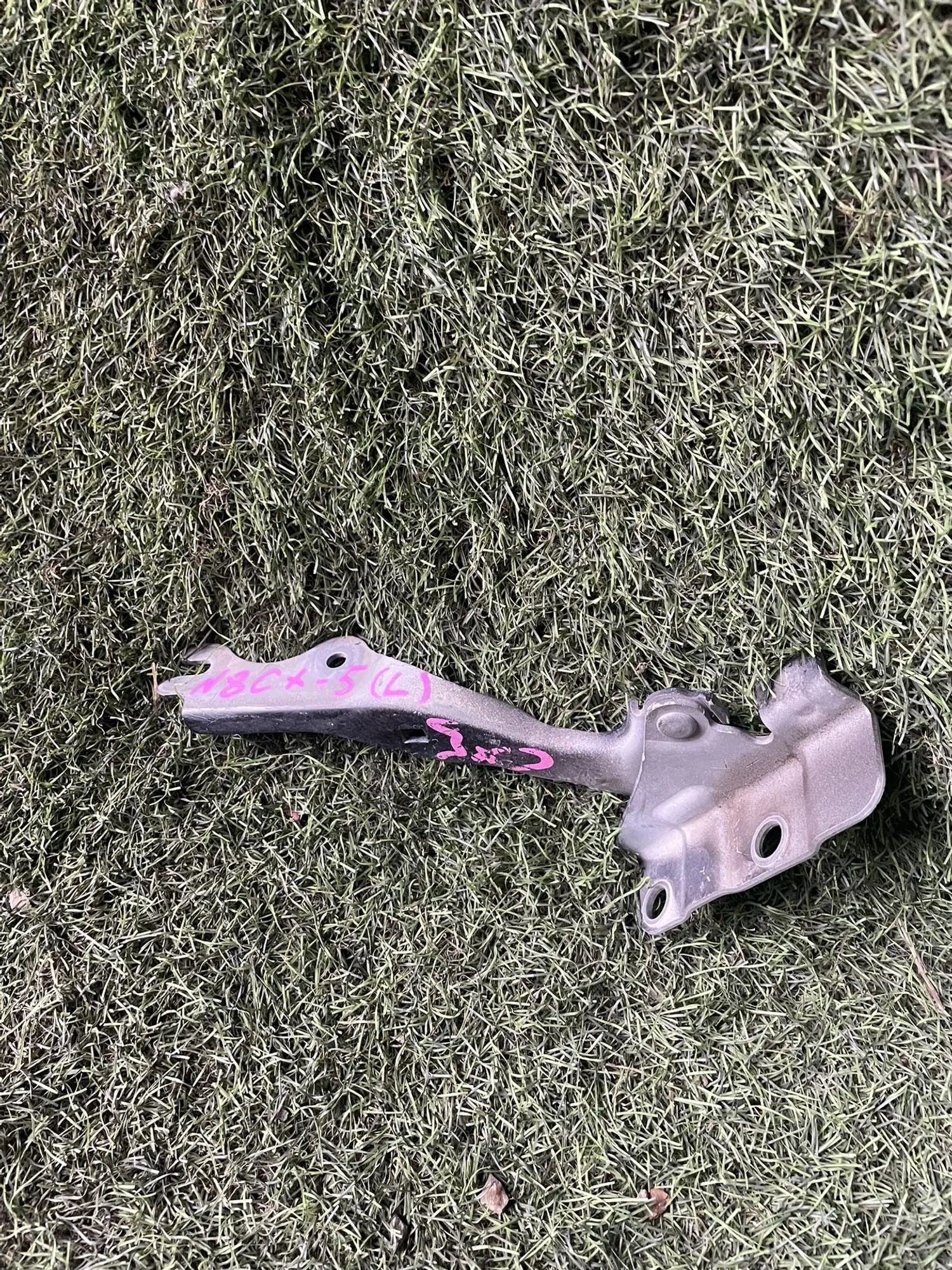 8 Петля капота левая Mazda CX-5 I 2.2d, 3500 рублей, Невинномысск