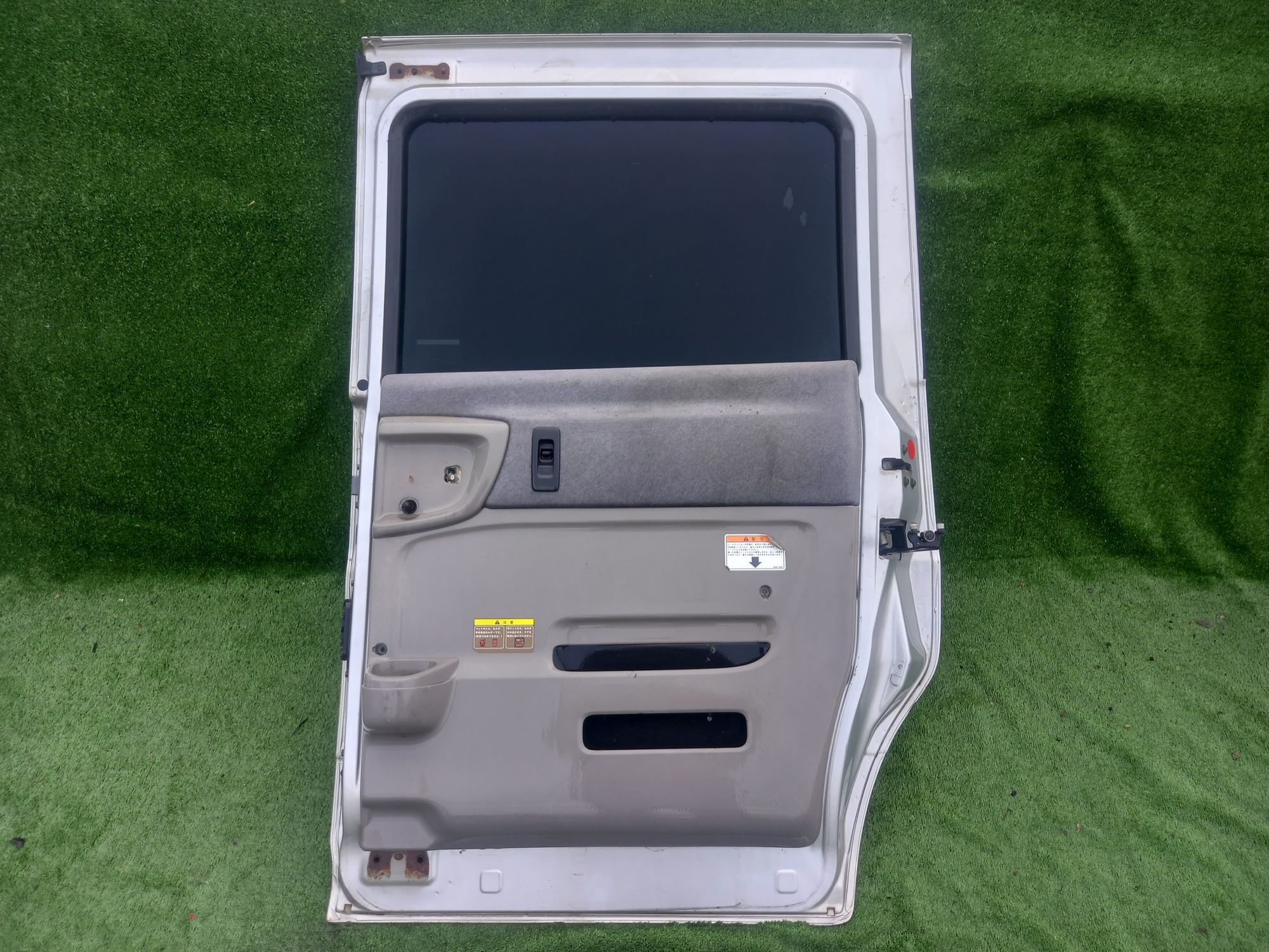 1941 дверь на NISSAN SERENA C24, 10500 рублей, Невинномысск