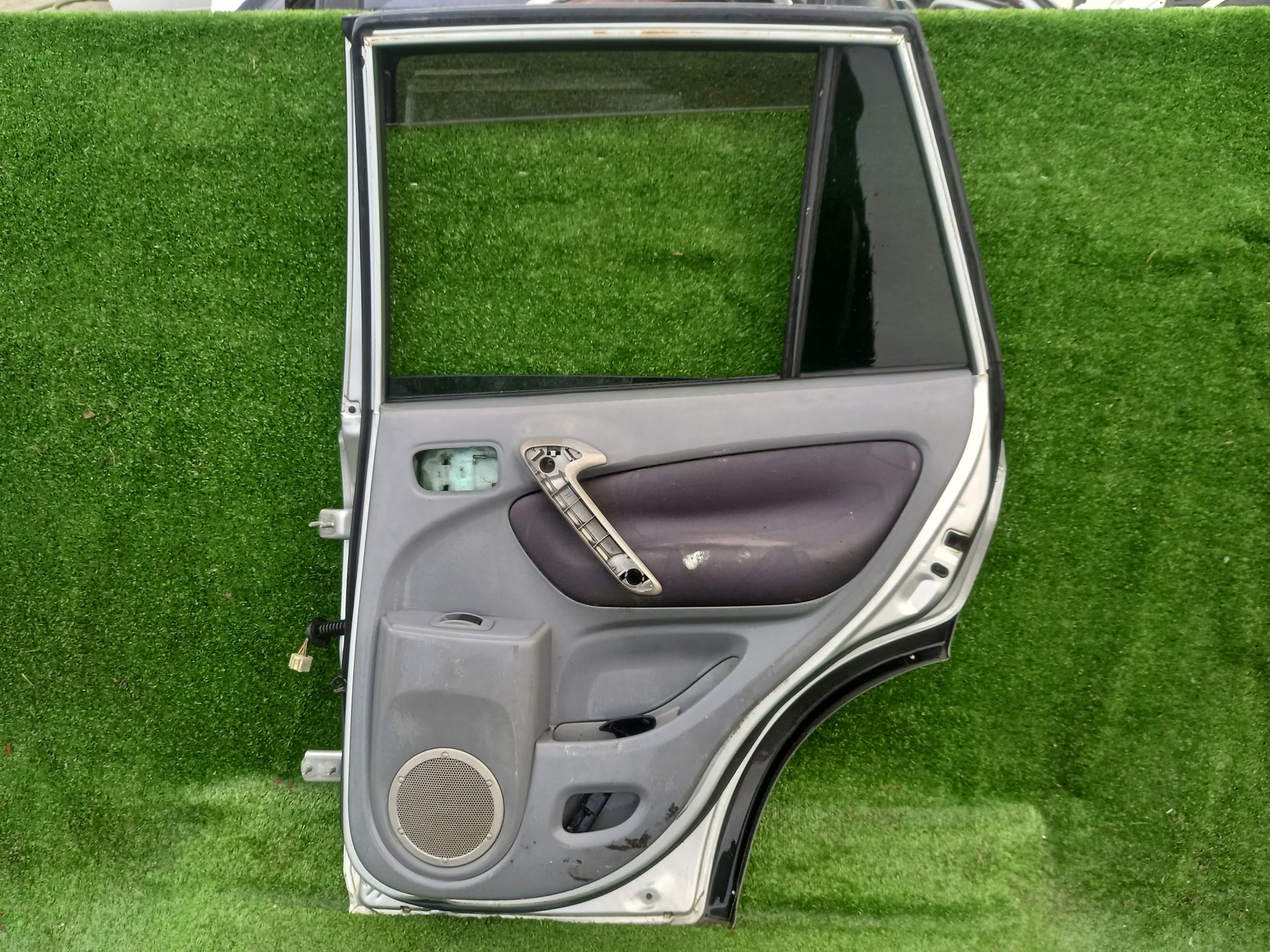 762 дверь B/R на TOYOTA RAV4 ACA21, 12500 рублей, Невинномысск