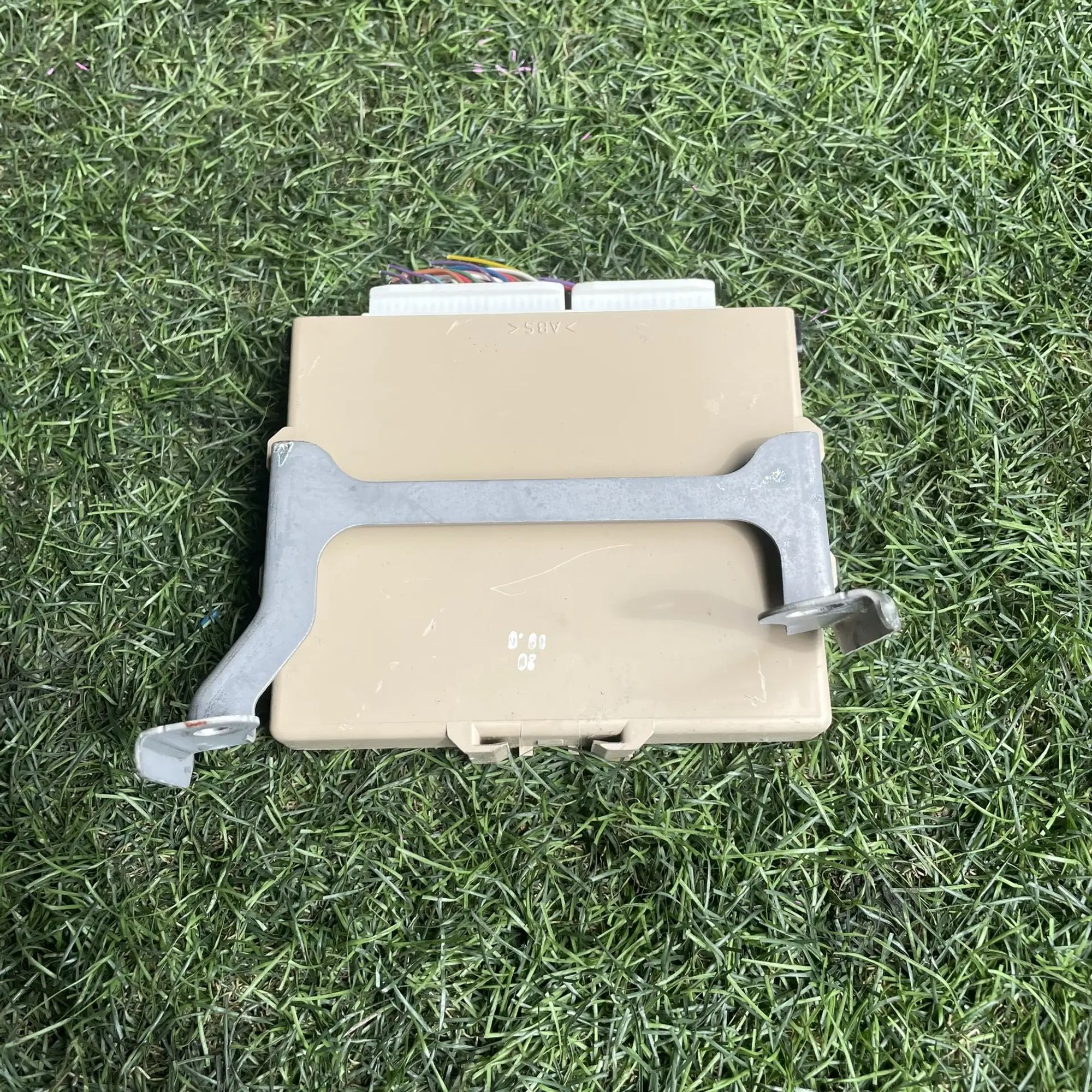 https://ycs.partsauto.market/partsauto-images/thmbs/userImages/772e461030aea93f4dbb6447c0f924d3/part/60419873-ee06-4f2f-8d3d-b3032420af1e_1776514938504.jpg